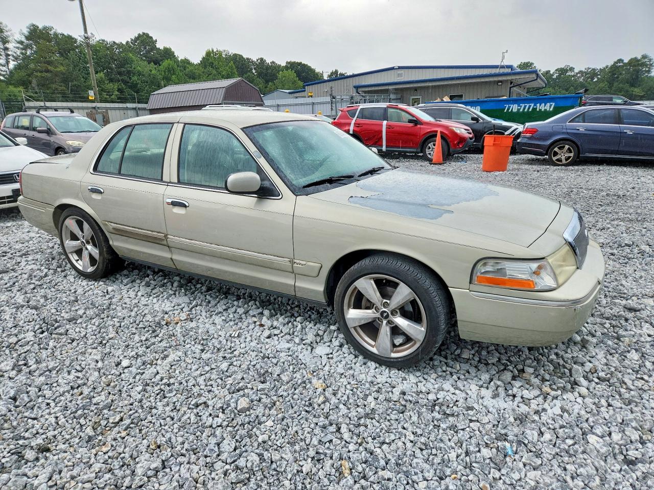 2004 Mercury Grand Marquis Gs Gold vin: 2MEFM74W04X642861
