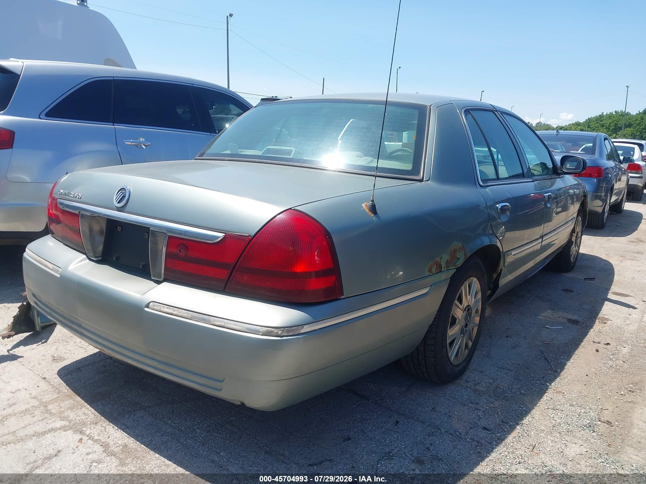 2005 Mercury Grand Marquis Gs Green vin: 2MEFM74W05X600806