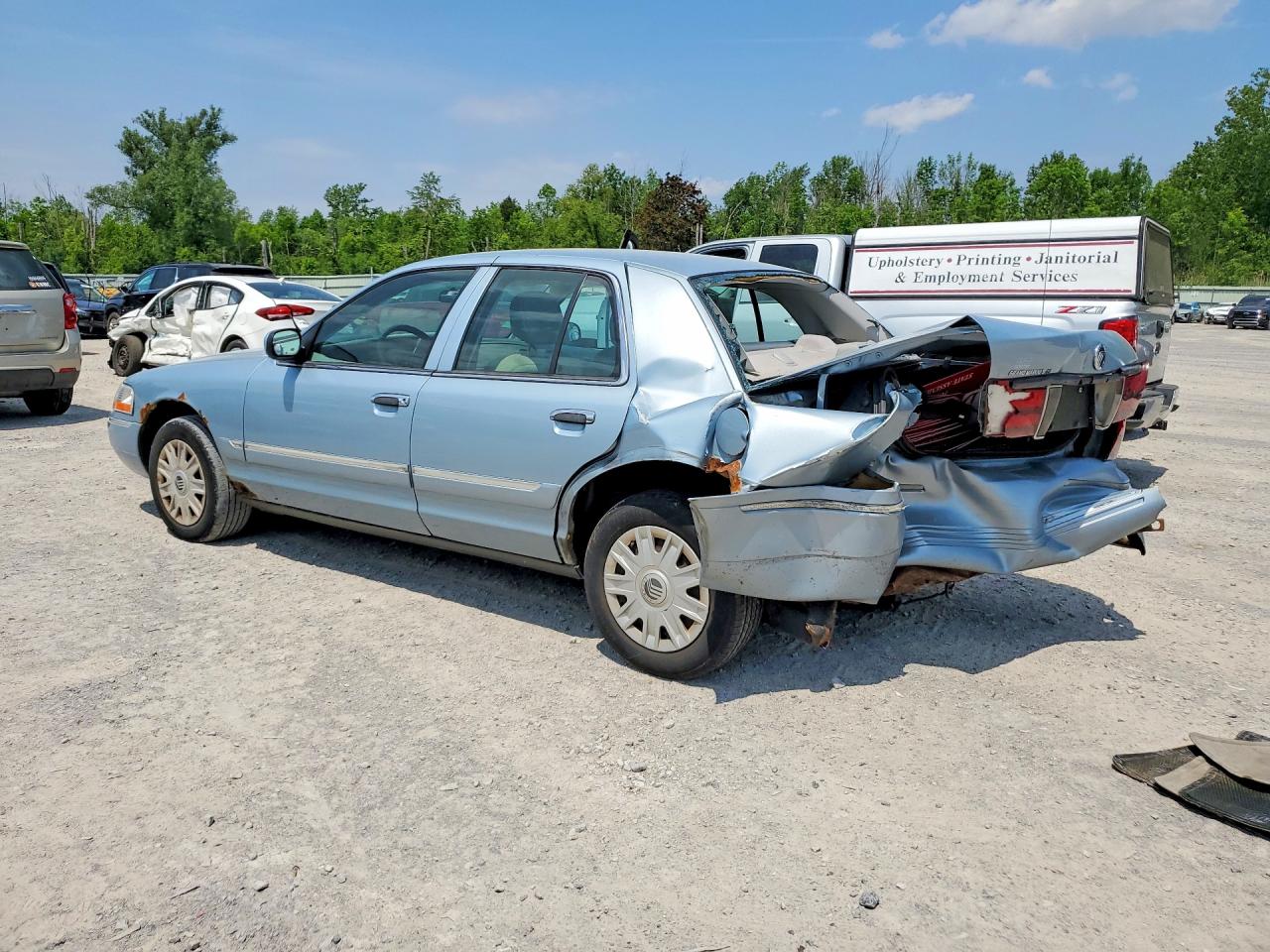 2005 Mercury Grand Marquis Gs Blue vin: 2MEFM74W05X643252