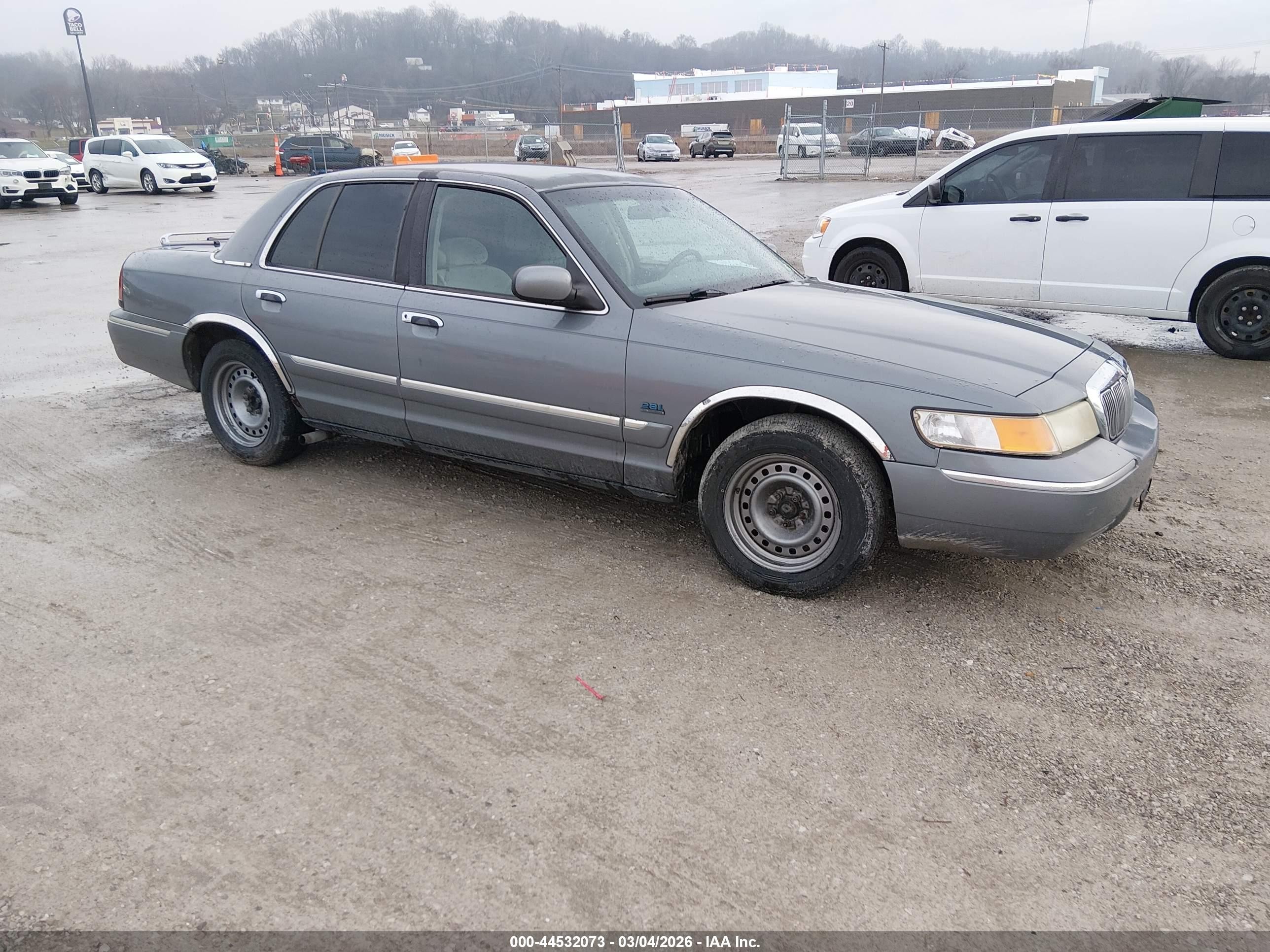 1998 Mercury Grand Marquis   Blue vin: 2MEFM74W0WX602105