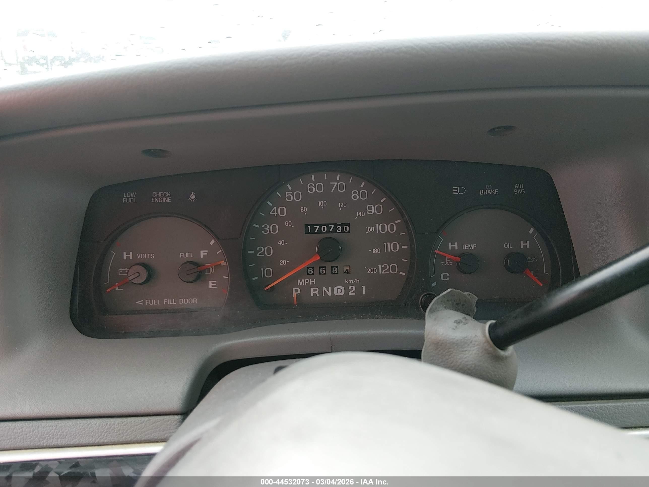 1998 Mercury Grand Marquis   Blue vin: 2MEFM74W0WX602105