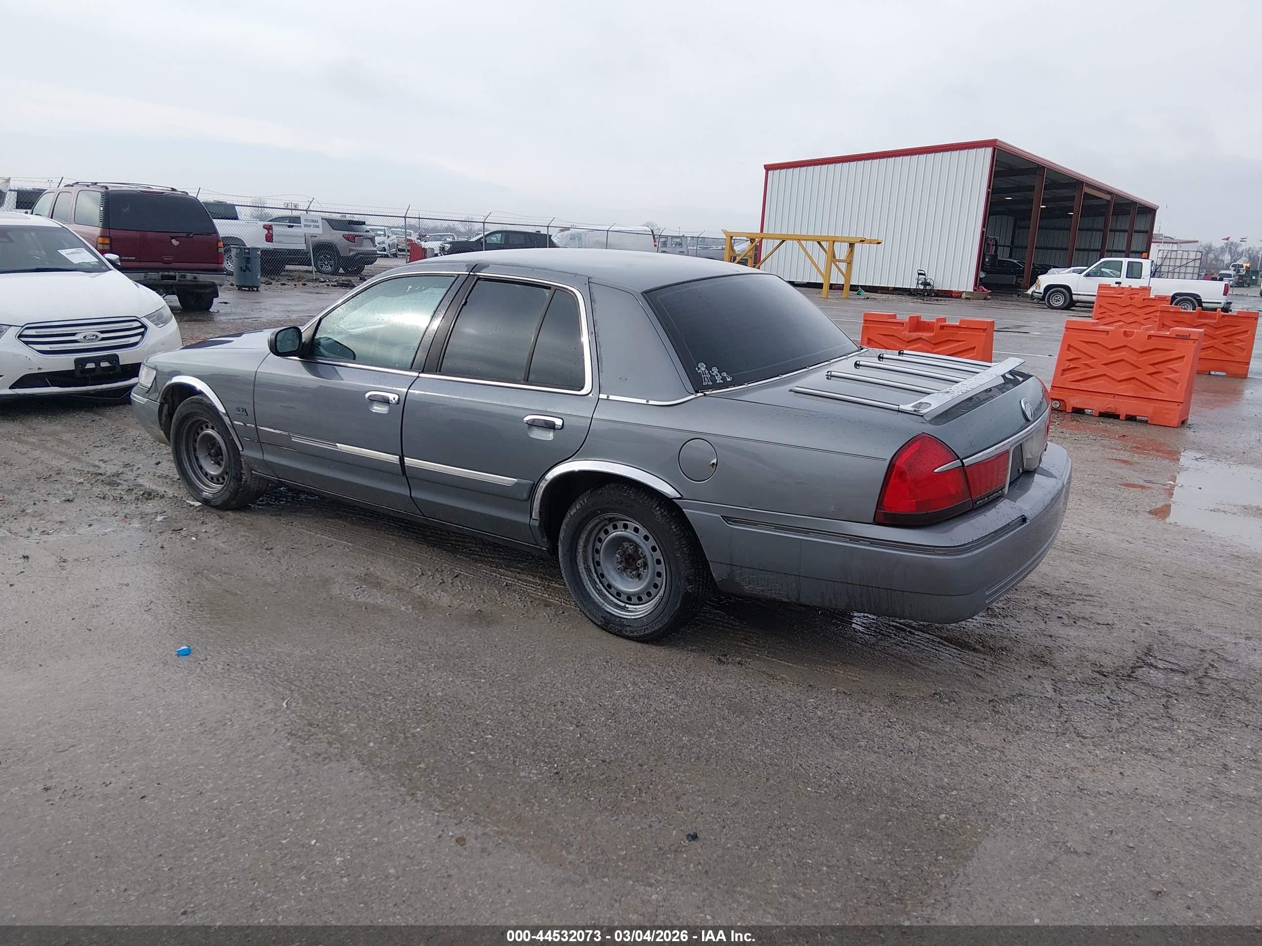 1998 Mercury Grand Marquis   Blue vin: 2MEFM74W0WX602105