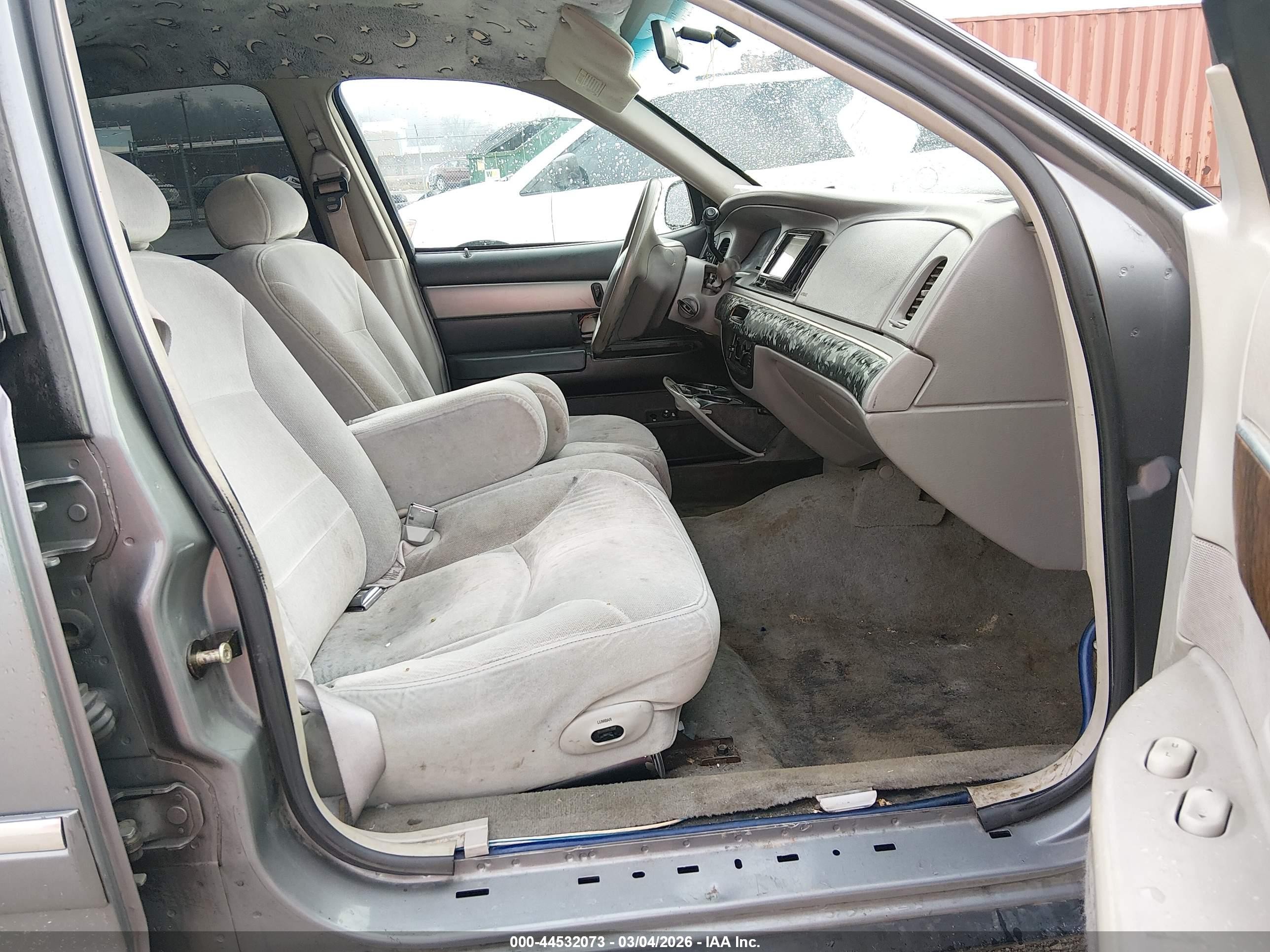 1998 Mercury Grand Marquis   Blue vin: 2MEFM74W0WX602105