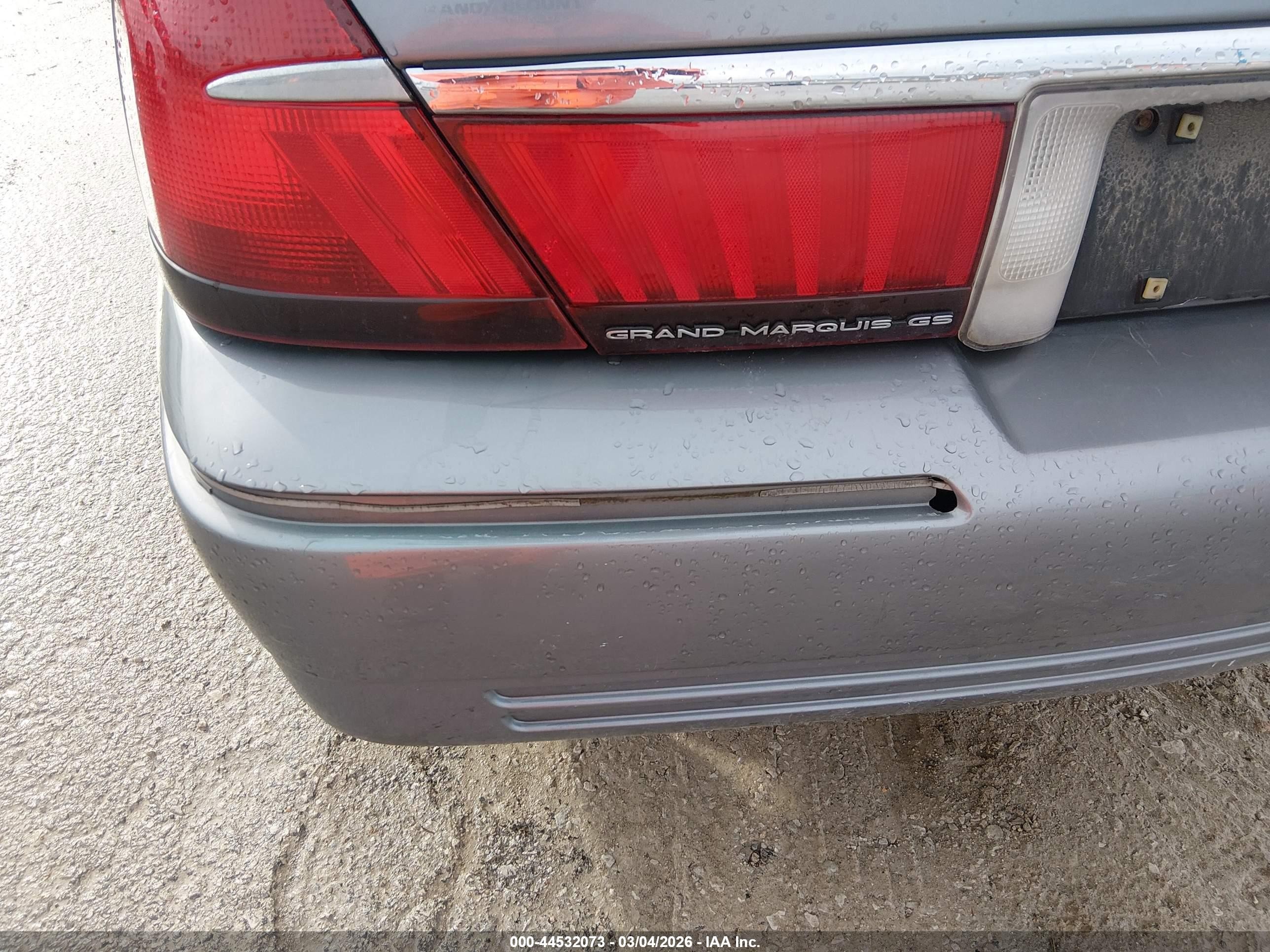 1998 Mercury Grand Marquis   Blue vin: 2MEFM74W0WX602105