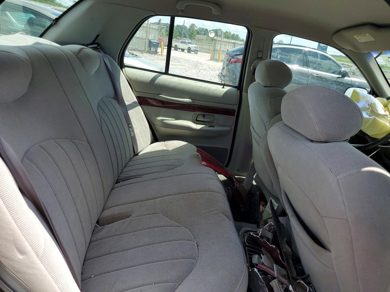 2000 Mercury Grand Marquis Gs Burgundy vin: 2MEFM74W0YX662811