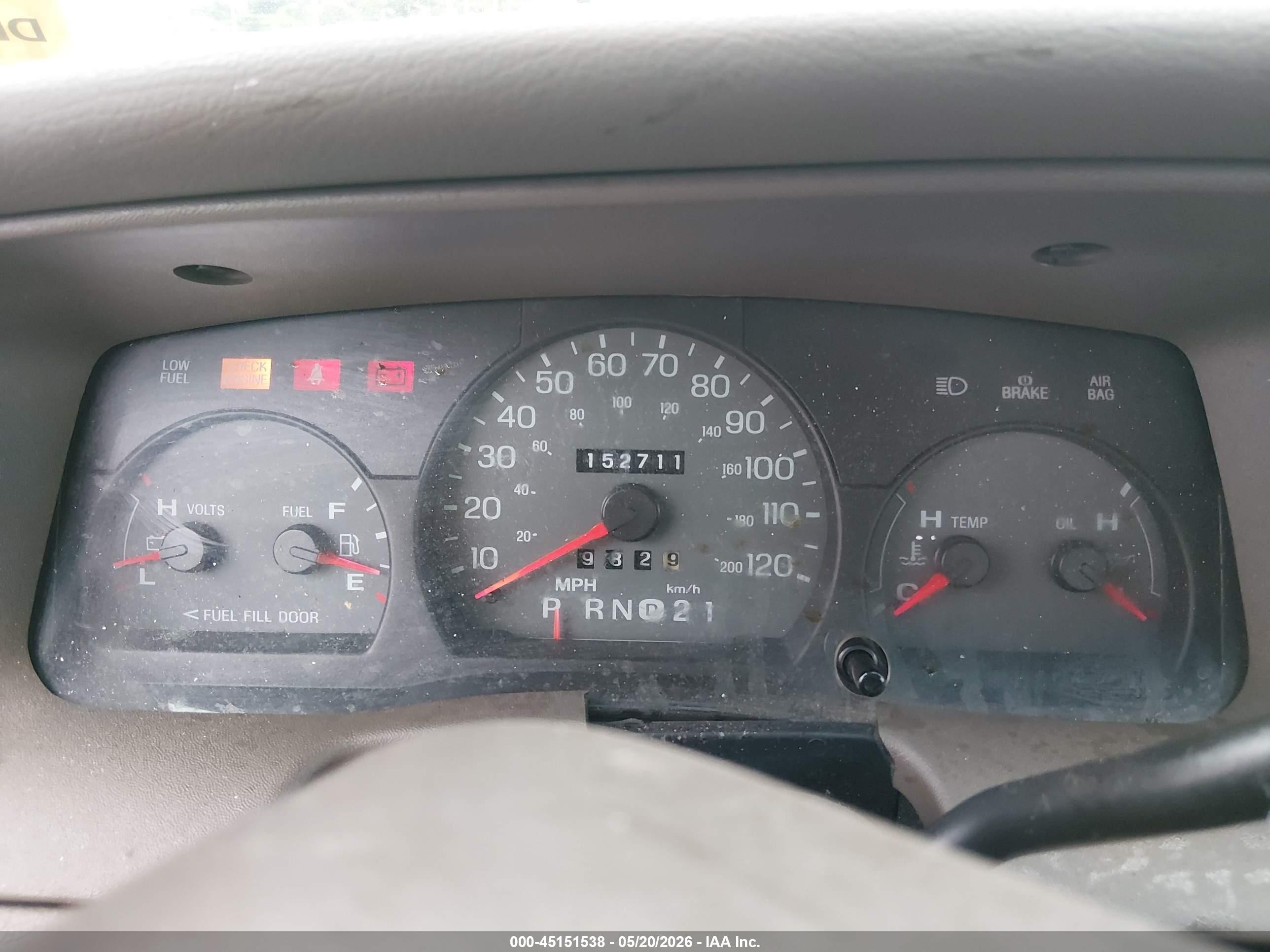 2001 Mercury Grand Marquis Gs Red vin: 2MEFM74W11X631024