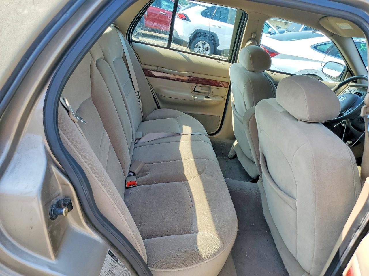 2001 Mercury Grand Marquis Gs Tan vin: 2MEFM74W11X660250
