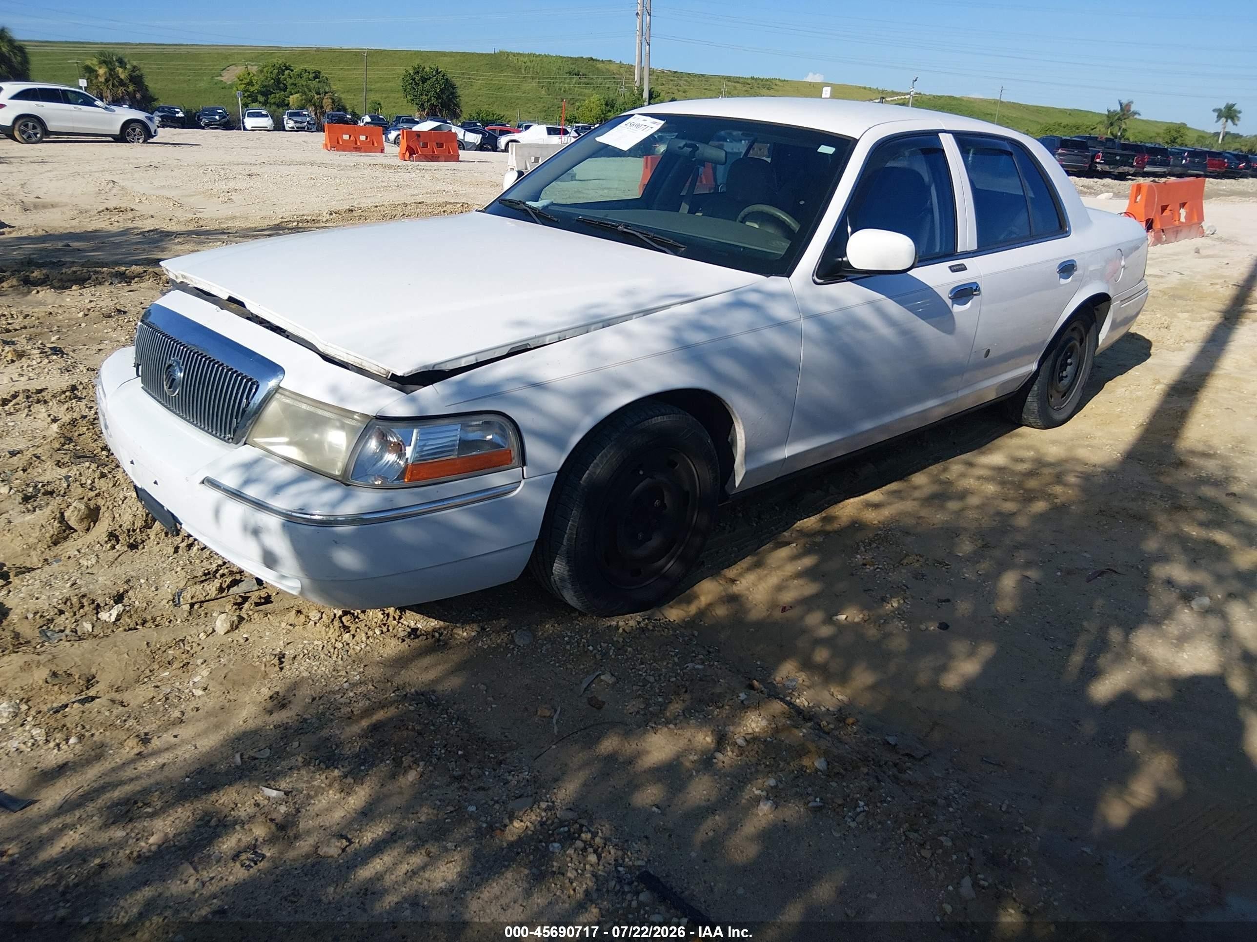 2004 Mercury Grand Marquis Gs White vin: 2MEFM74W14X617967