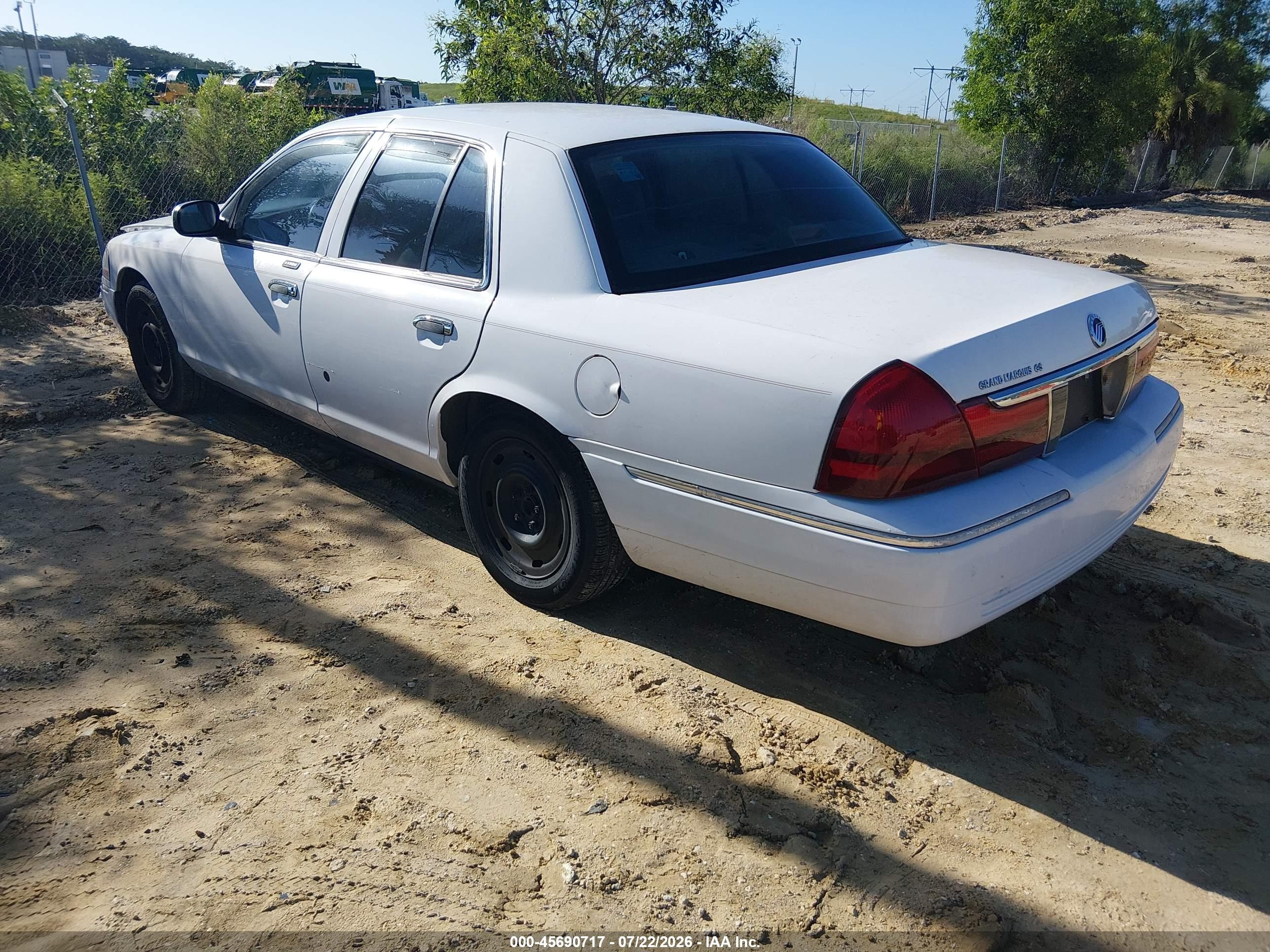 2004 Mercury Grand Marquis Gs White vin: 2MEFM74W14X617967