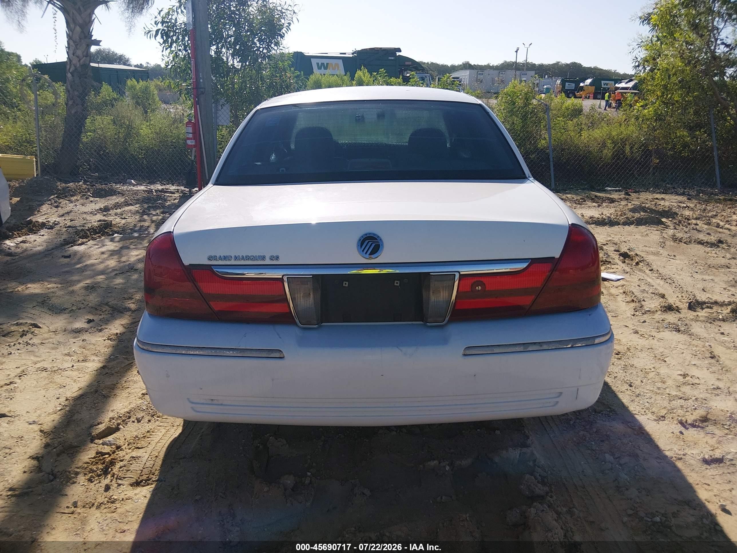 2004 Mercury Grand Marquis Gs White vin: 2MEFM74W14X617967