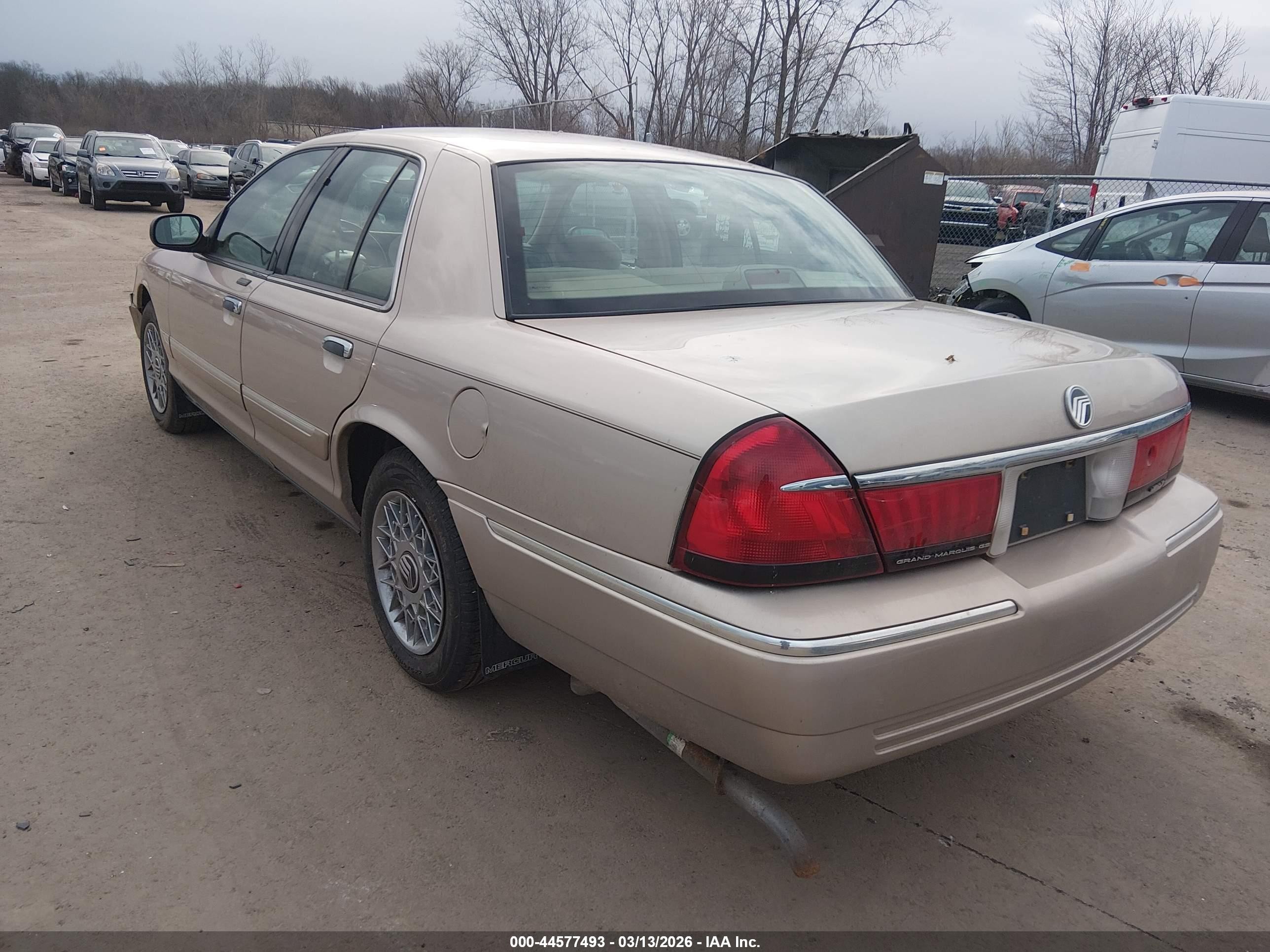 1998 Mercury Grand Marquis   Tan vin: 2MEFM74W1WX618765
