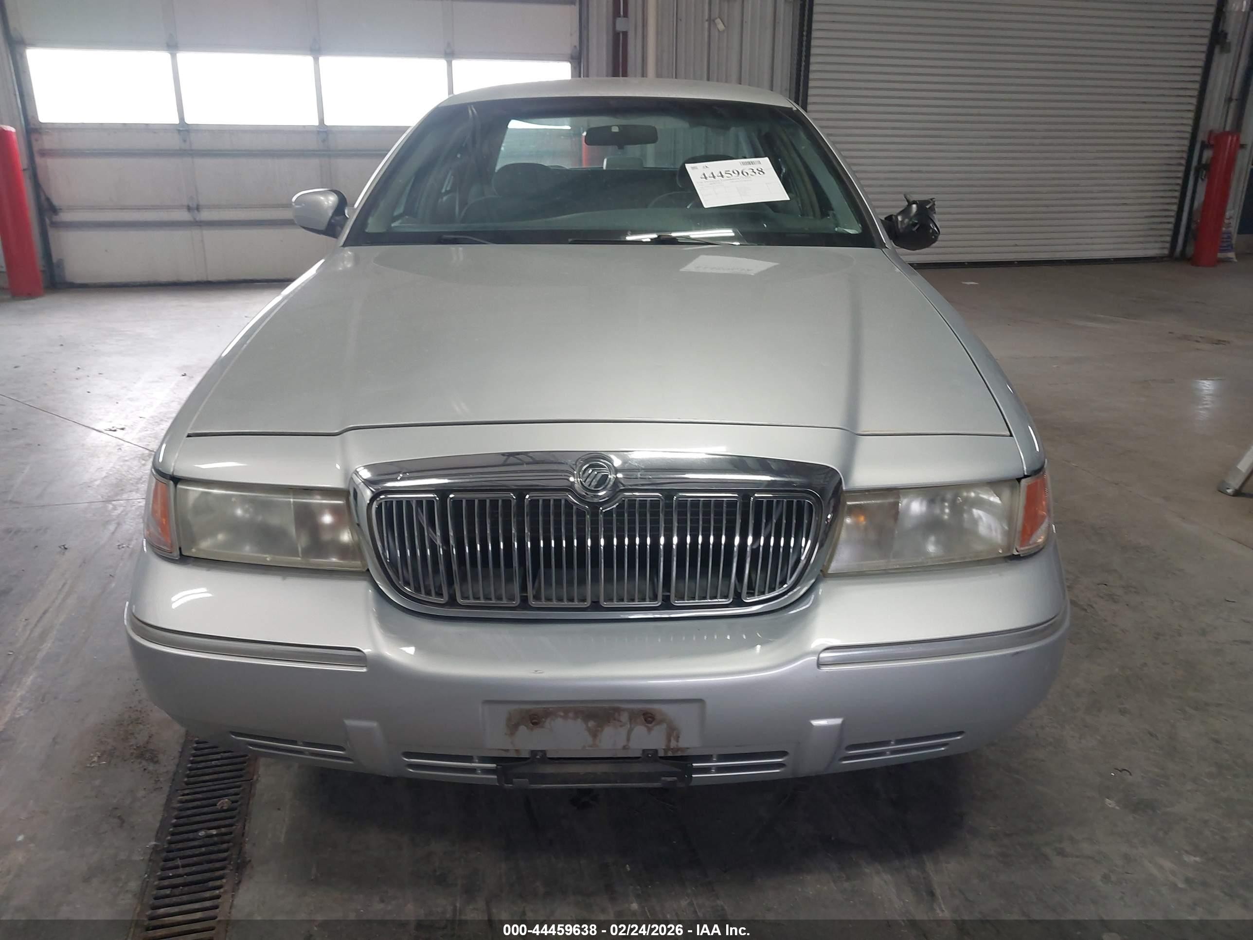 1999 Mercury Grand Marquis Gs Silver vin: 2MEFM74W1XX735604