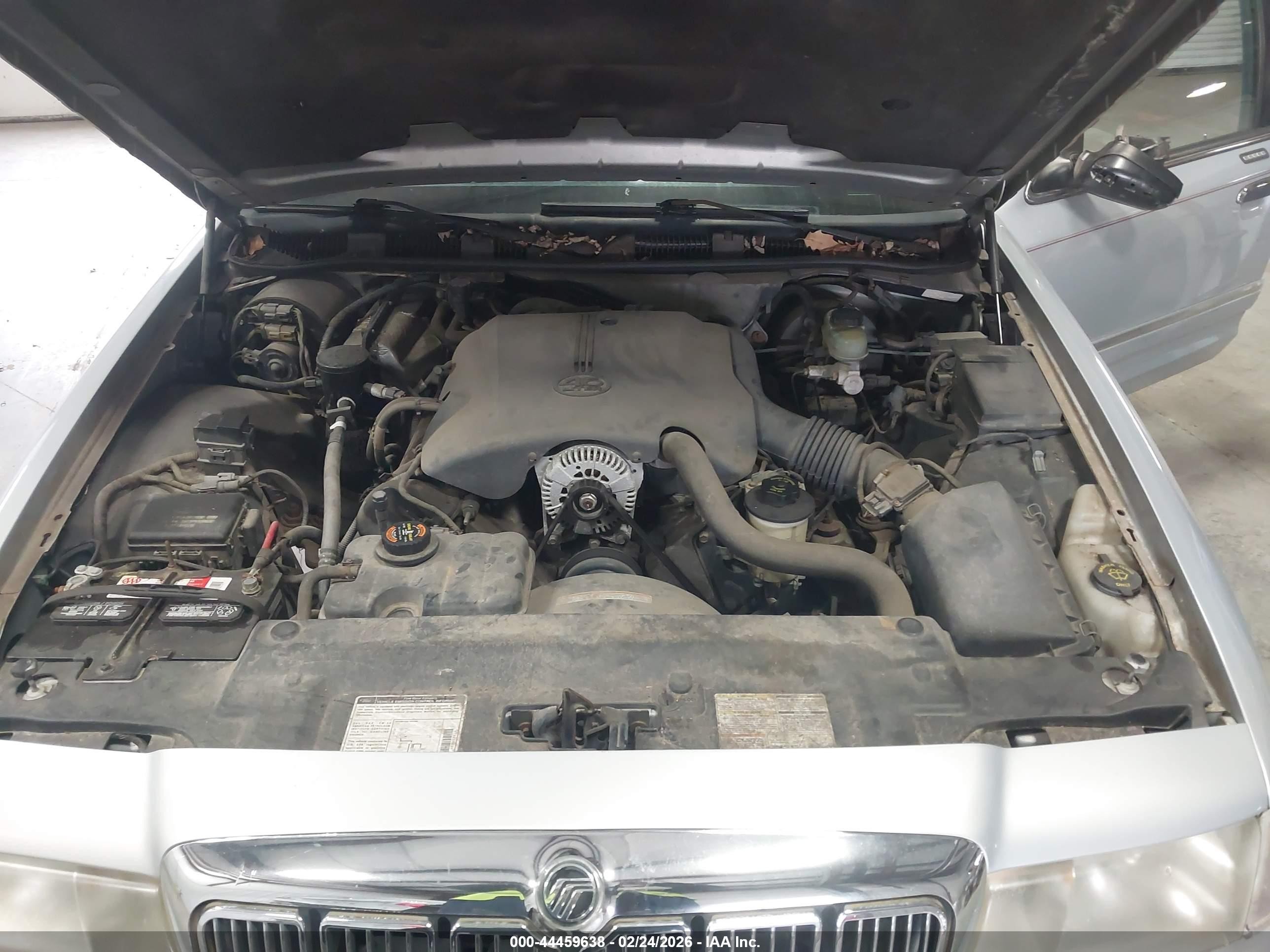 1999 Mercury Grand Marquis Gs Silver vin: 2MEFM74W1XX735604