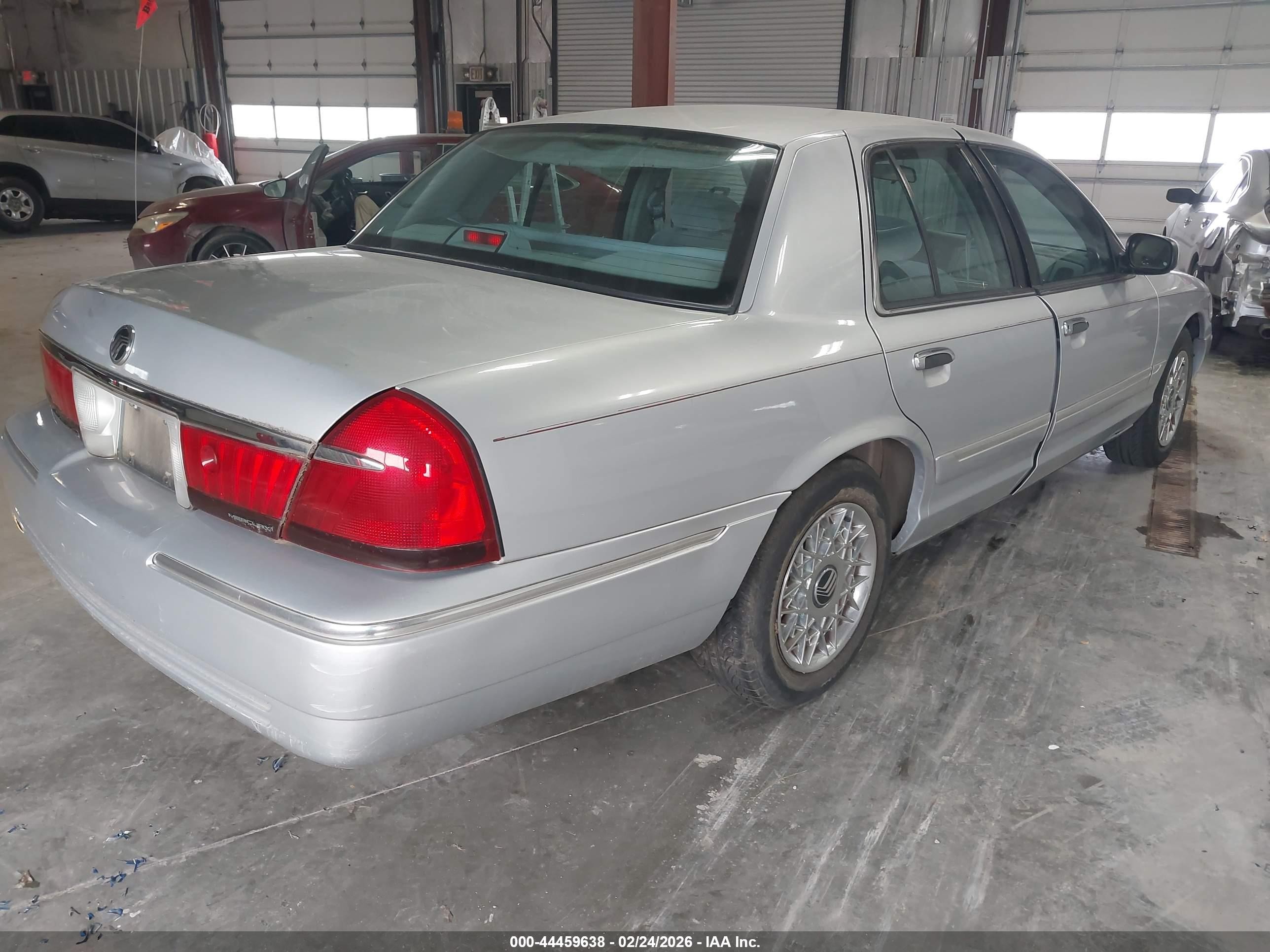 1999 Mercury Grand Marquis Gs Silver vin: 2MEFM74W1XX735604