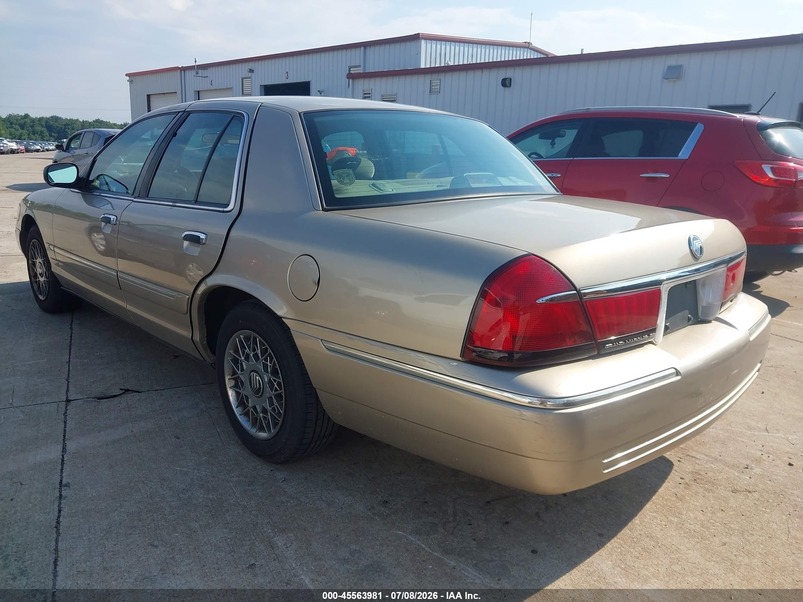 2000 Mercury Grand Marquis Gs Cream vin: 2MEFM74W1YX714916
