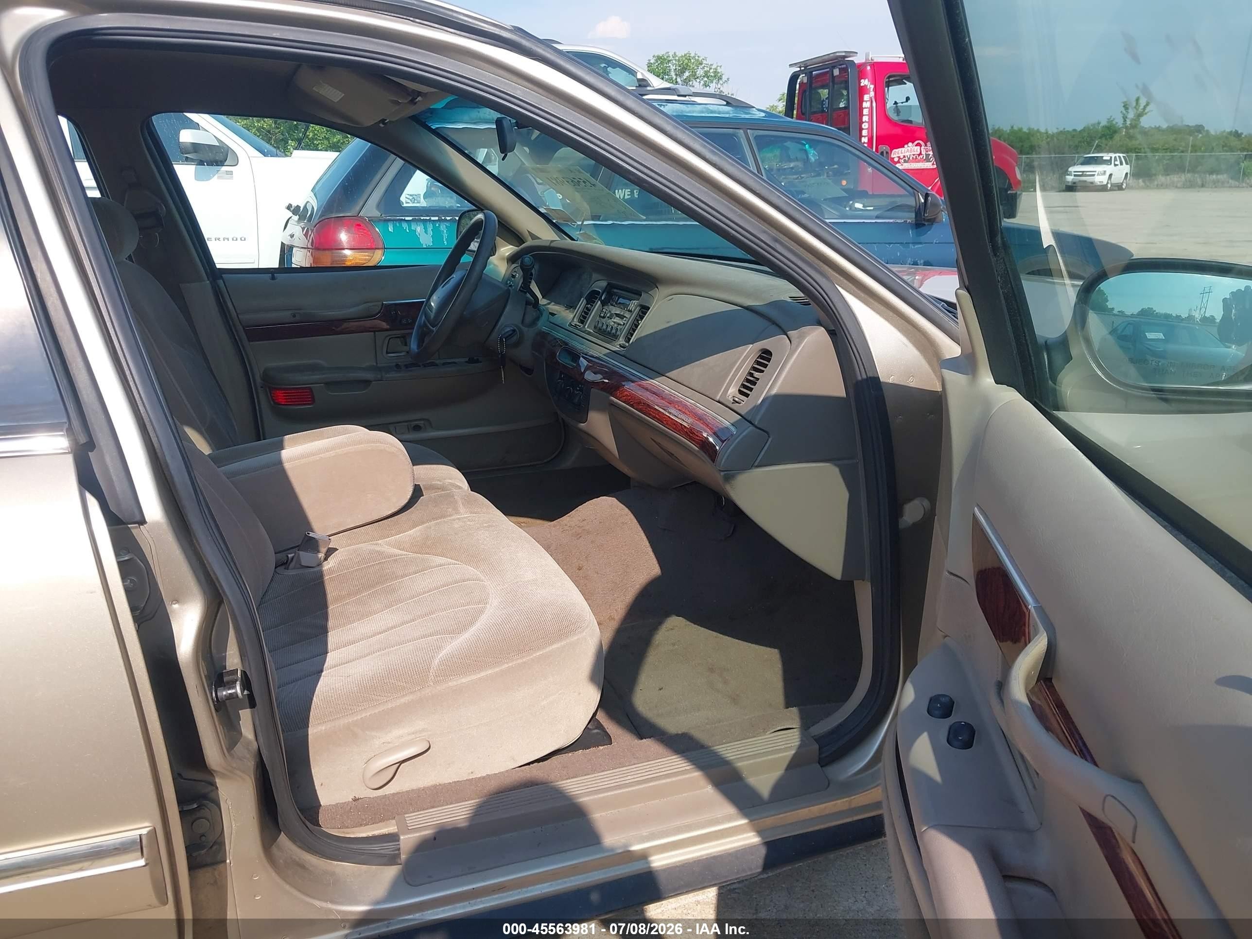 2000 Mercury Grand Marquis Gs Cream vin: 2MEFM74W1YX714916
