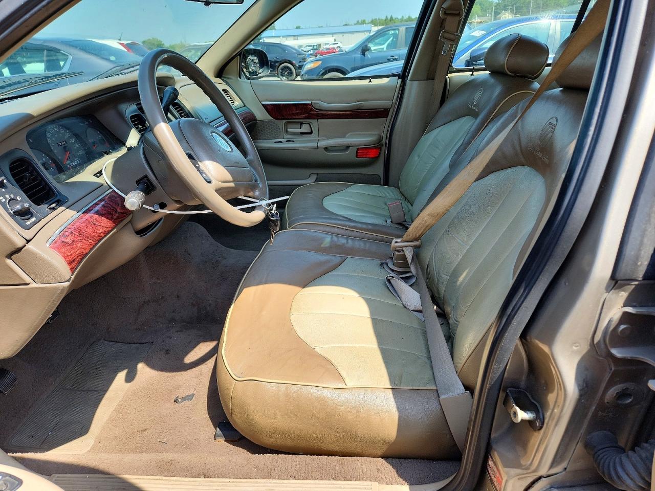 2001 Mercury Grand Marquis Gs Tan vin: 2MEFM74W21X623613
