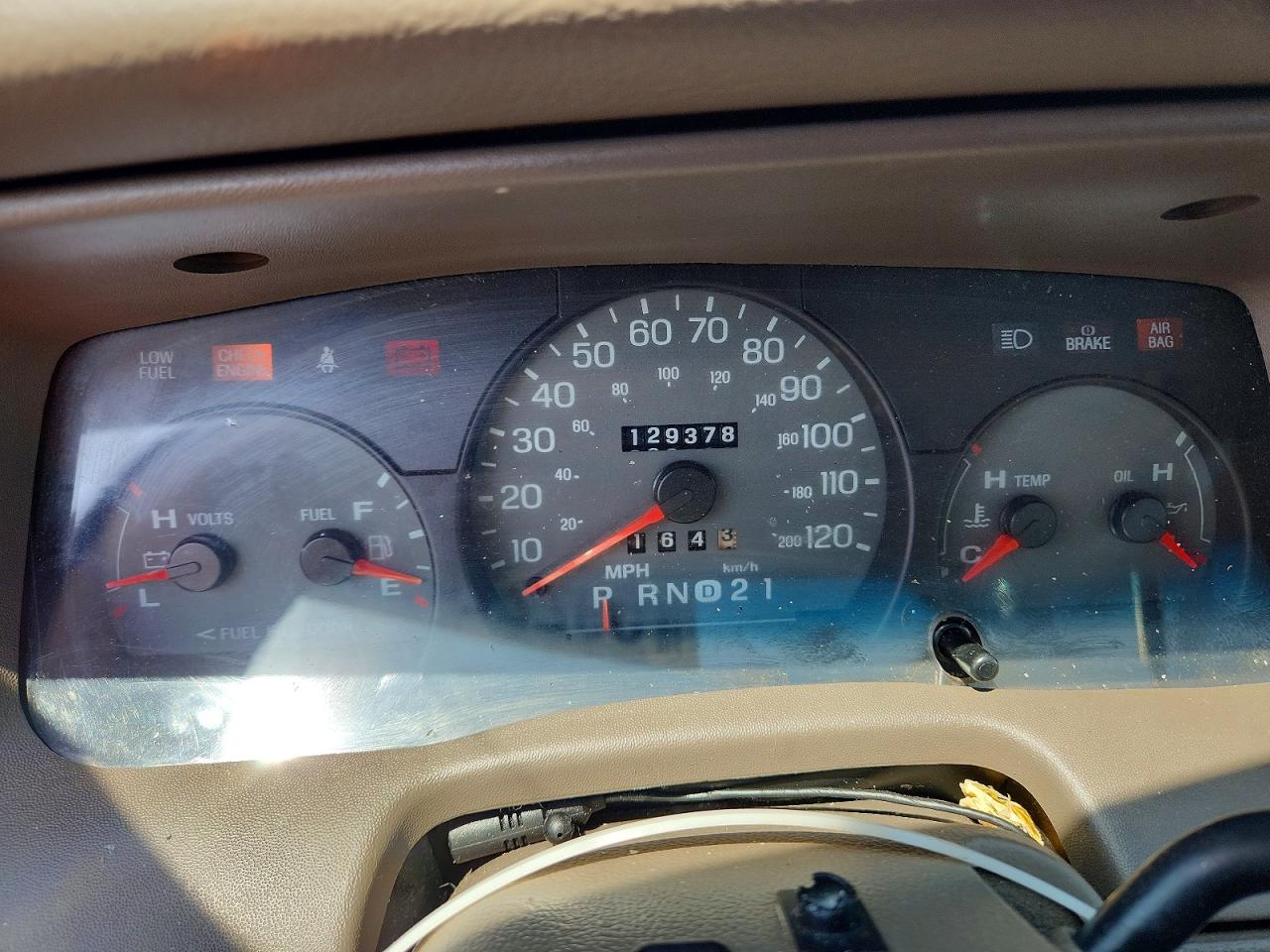 2001 Mercury Grand Marquis Gs Tan vin: 2MEFM74W21X623613