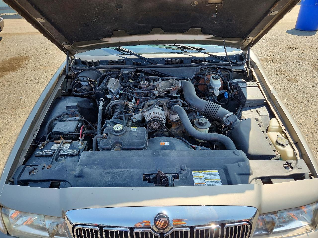 2001 Mercury Grand Marquis Gs Tan vin: 2MEFM74W21X623613
