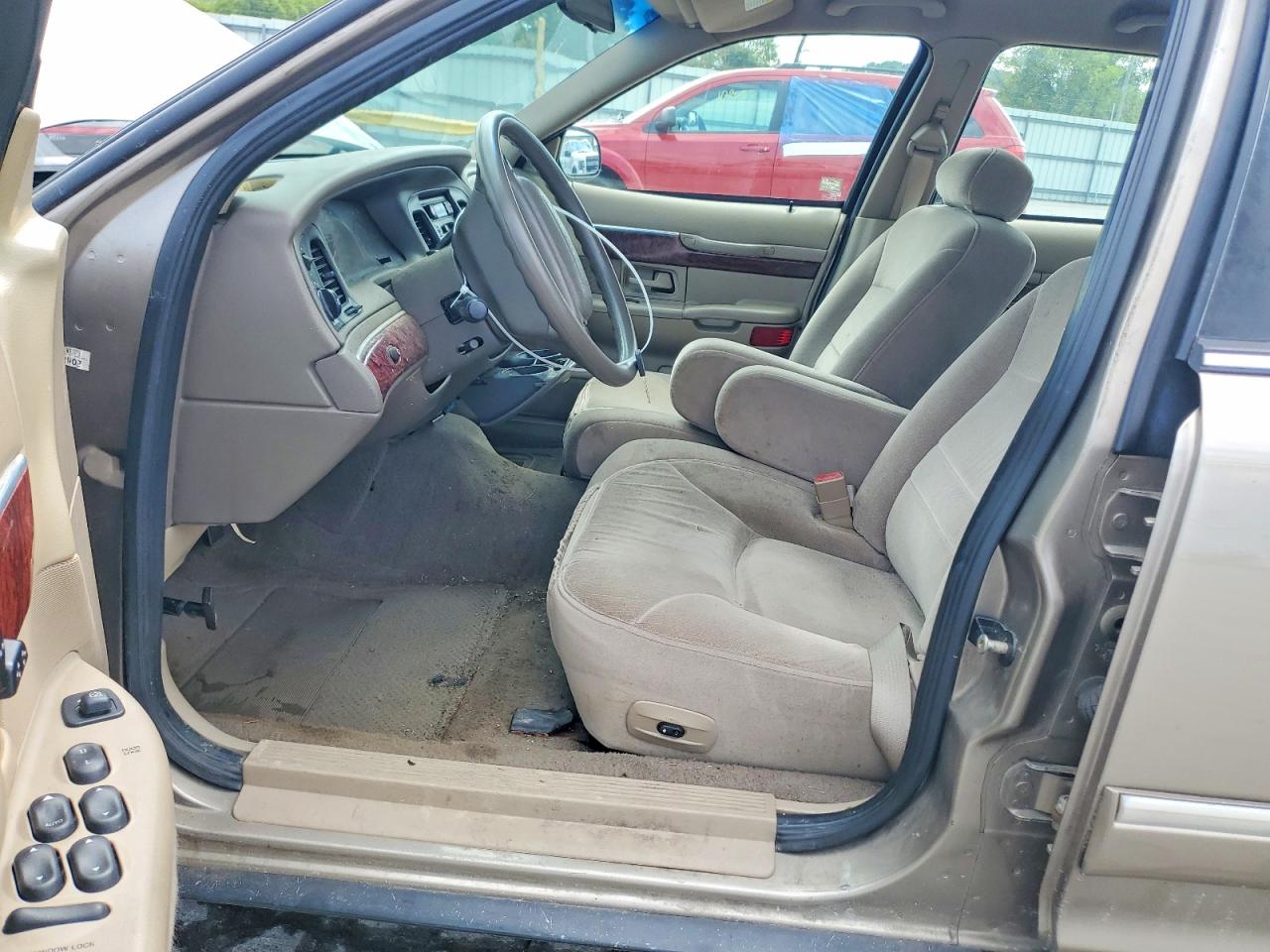 2002 Mercury Grand Marquis Gs Tan vin: 2MEFM74W22X608577