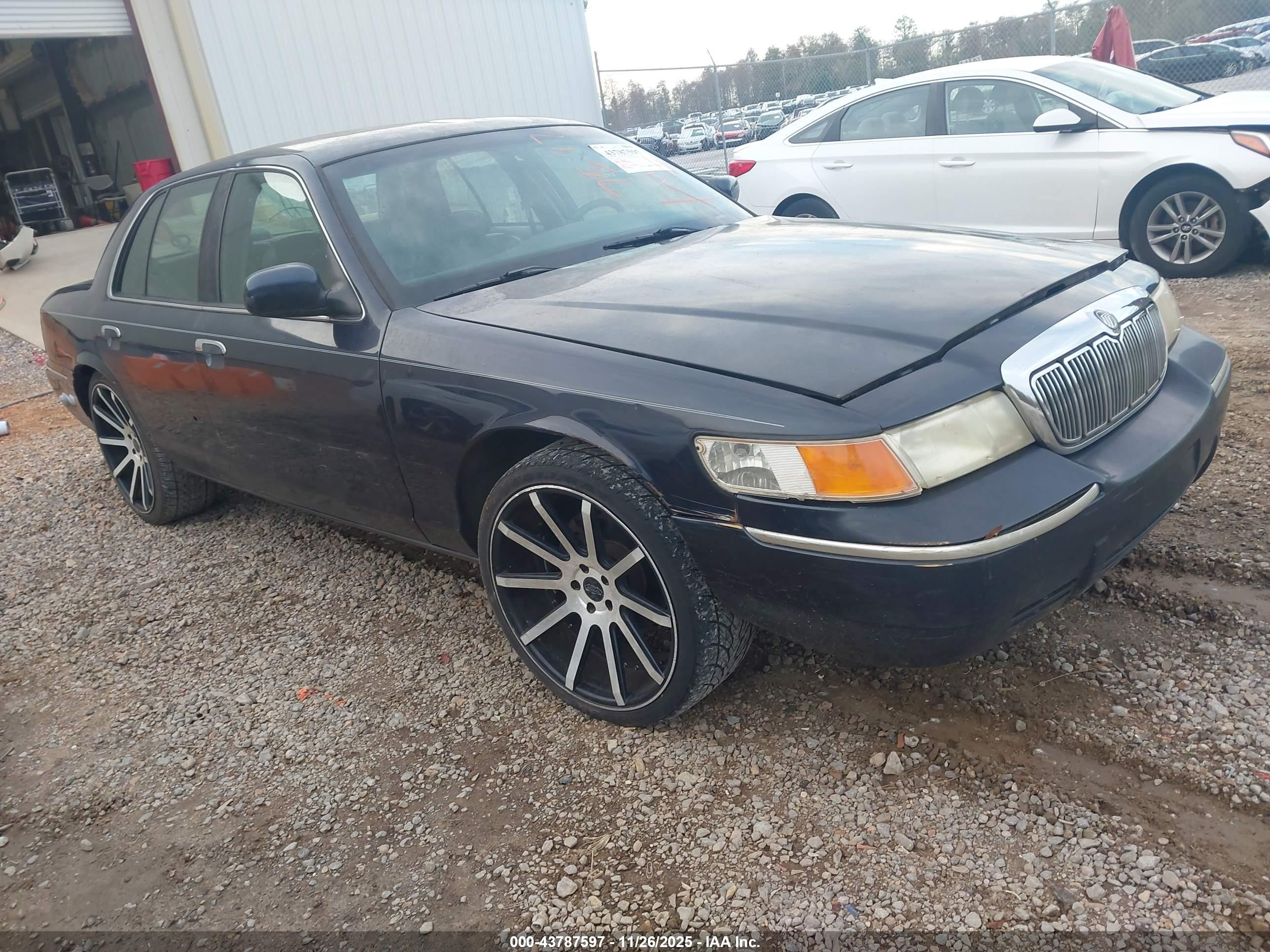 2002 Mercury Grand Marquis Gs Black vin: 2MEFM74W22X631888