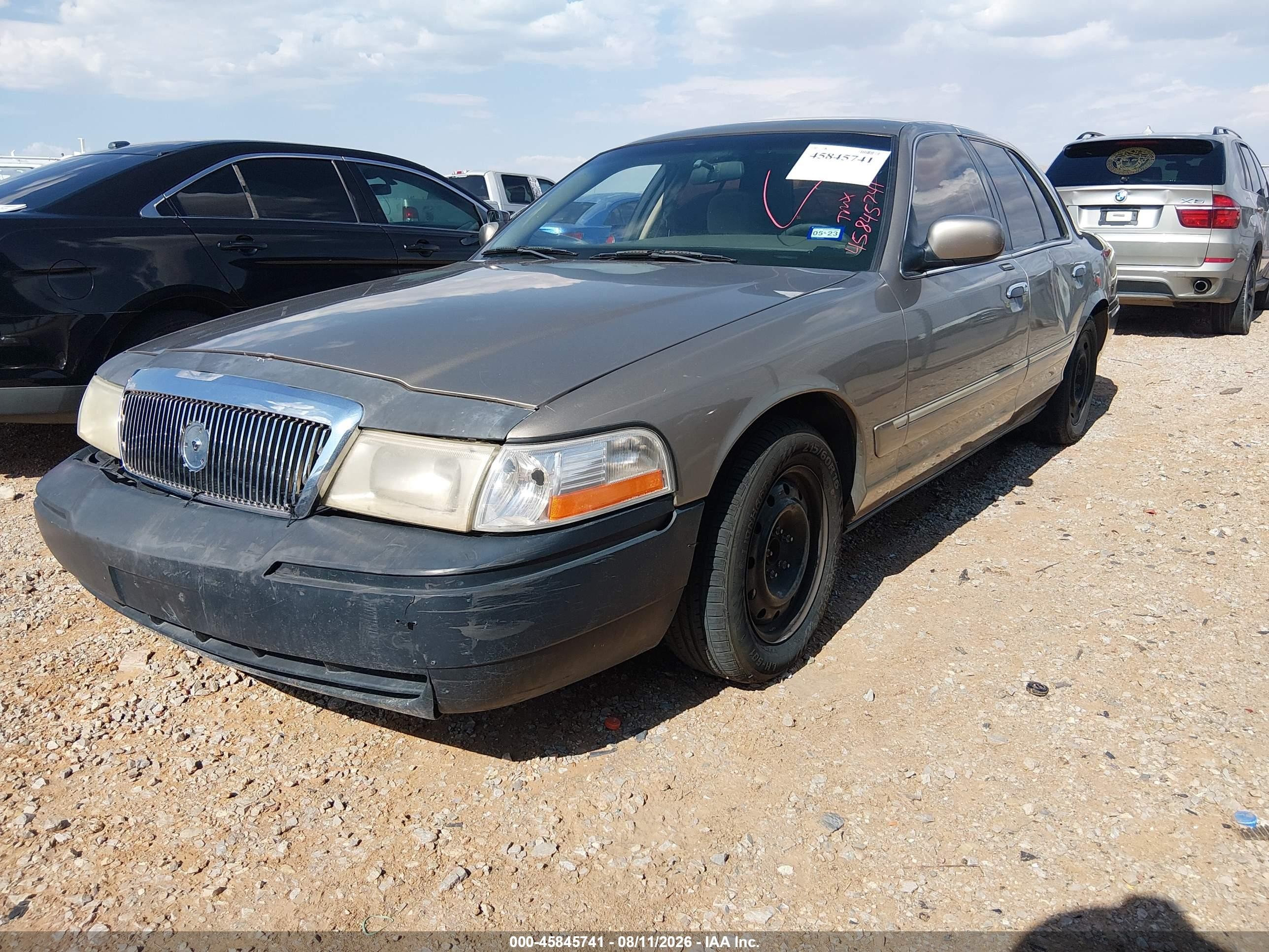 2003 Mercury Grand Marquis Gs Beige vin: 2MEFM74W23X637823