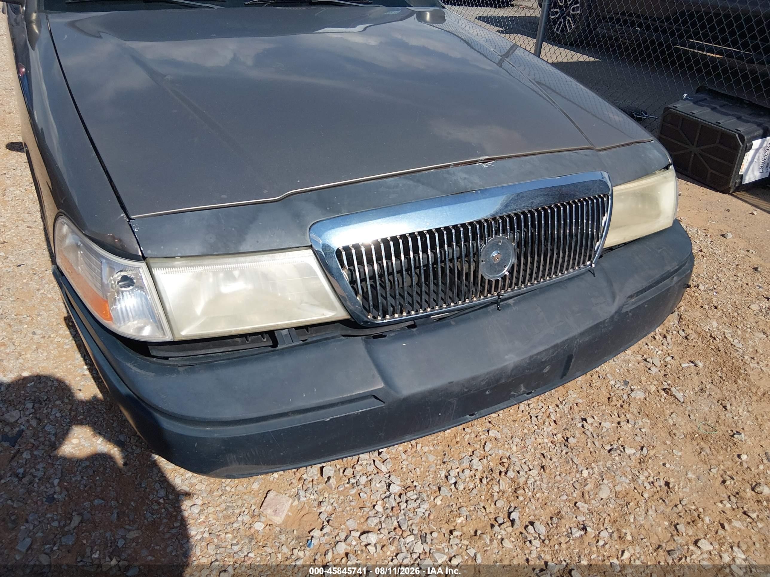 2003 Mercury Grand Marquis Gs Beige vin: 2MEFM74W23X637823