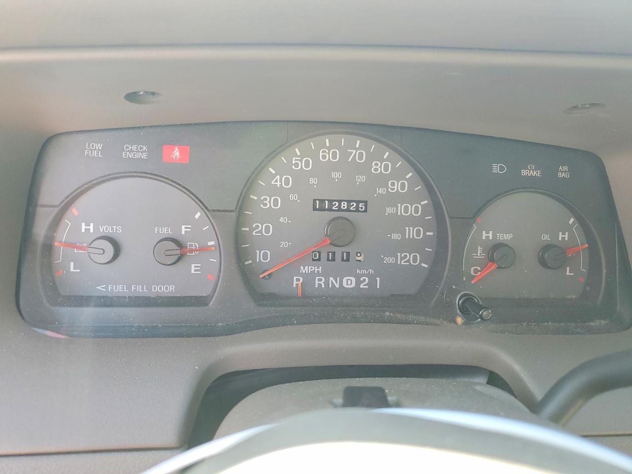 2003 Mercury Grand Marquis White vin: 2MEFM74W23X680400