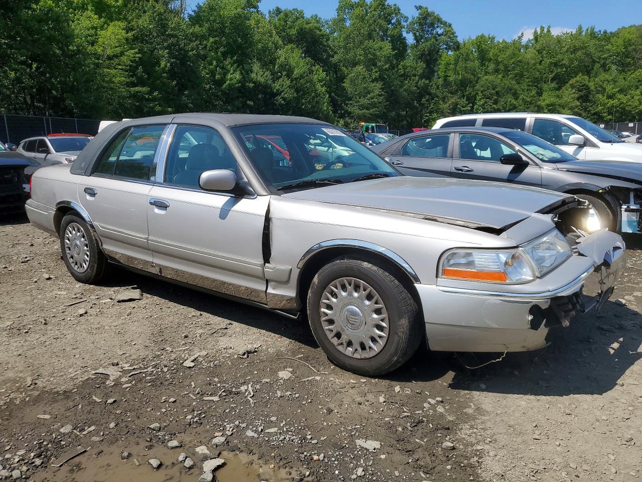 2003 Mercury Grand Marquis Gs Серебряный vin: 2MEFM74W23X686147