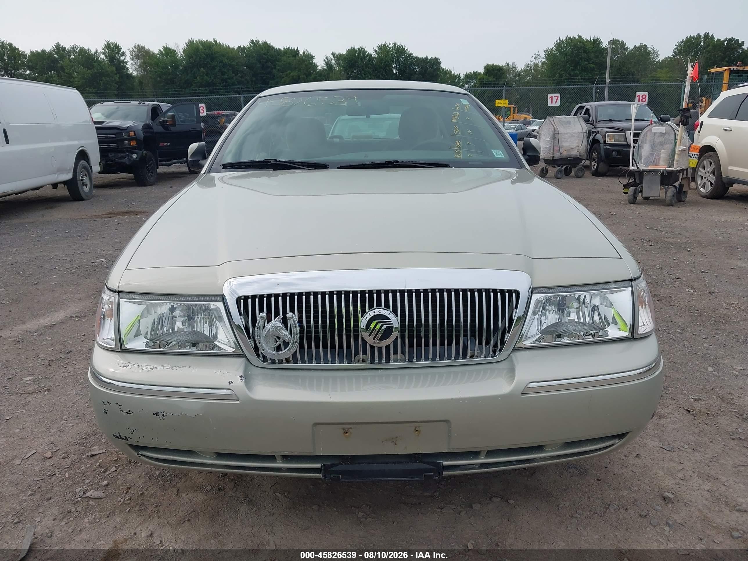 2003 Mercury Grand Marquis Gs Gold vin: 2MEFM74W23X702329