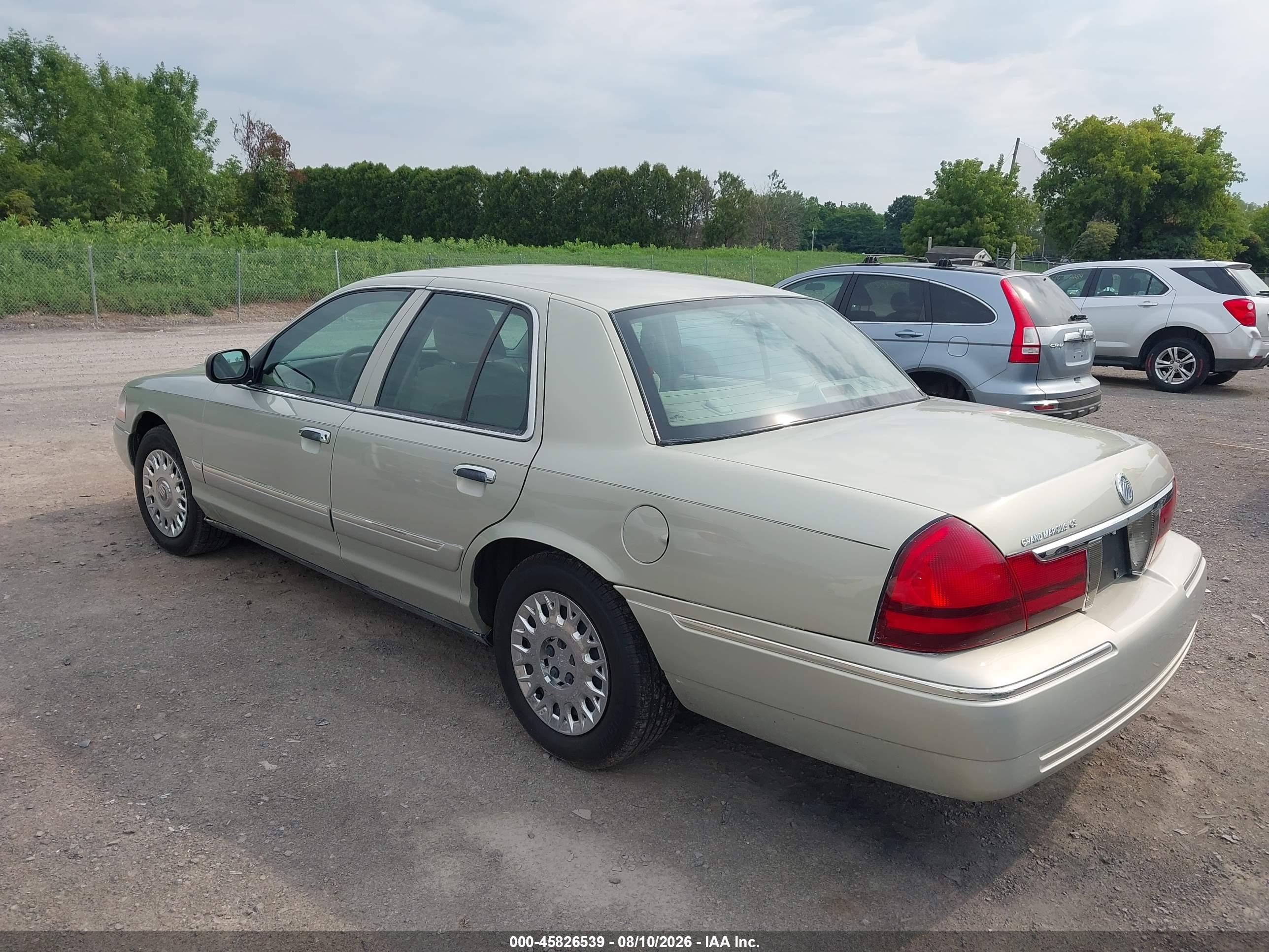 2003 Mercury Grand Marquis Gs Gold vin: 2MEFM74W23X702329