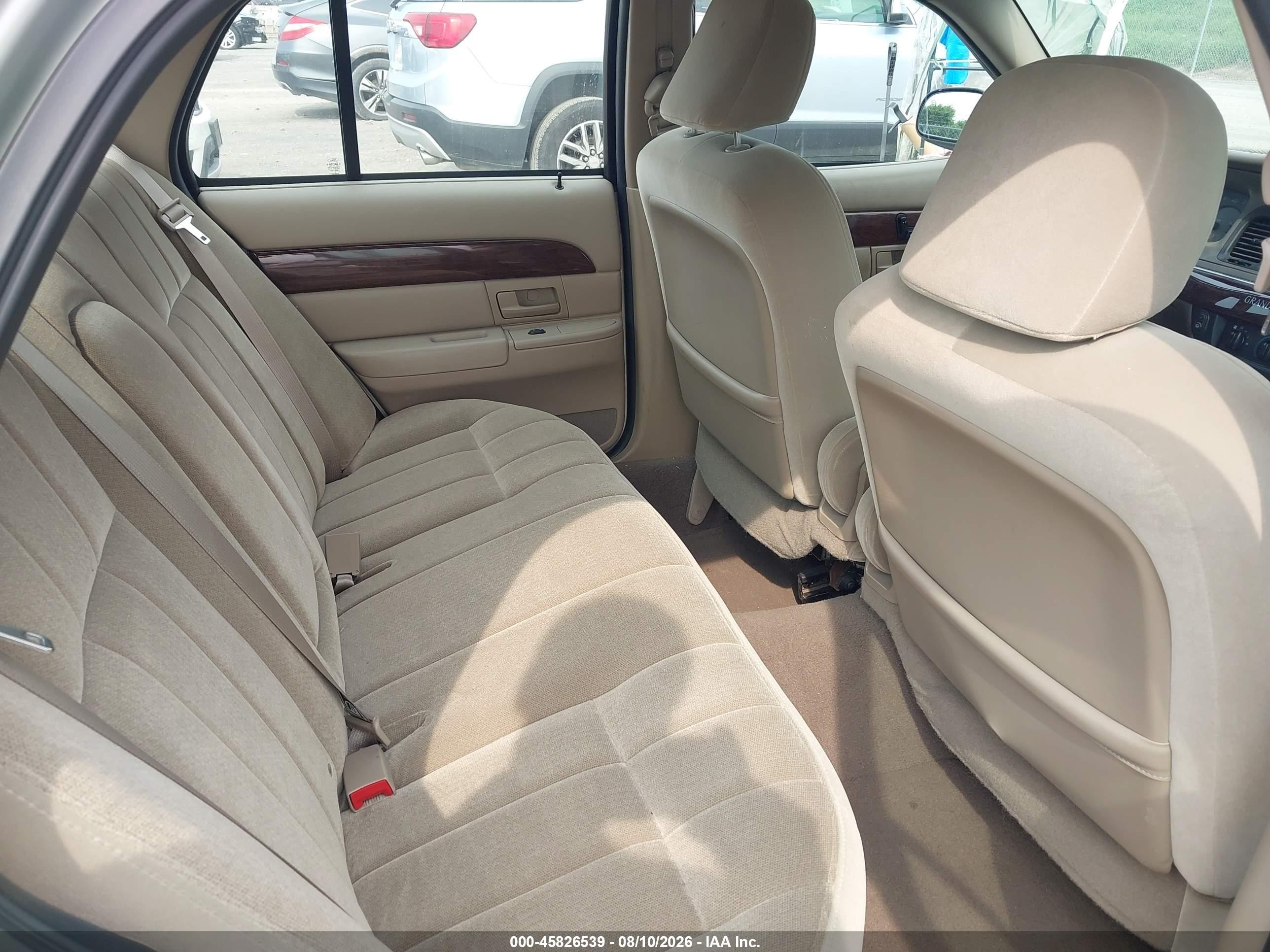 2003 Mercury Grand Marquis Gs Gold vin: 2MEFM74W23X702329