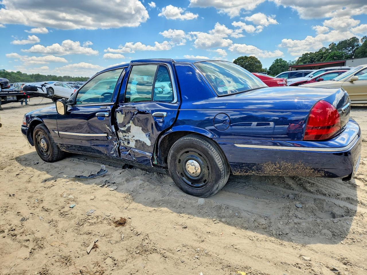 2004 Mercury Grand Marquis Gs Blue vin: 2MEFM74W24X623826