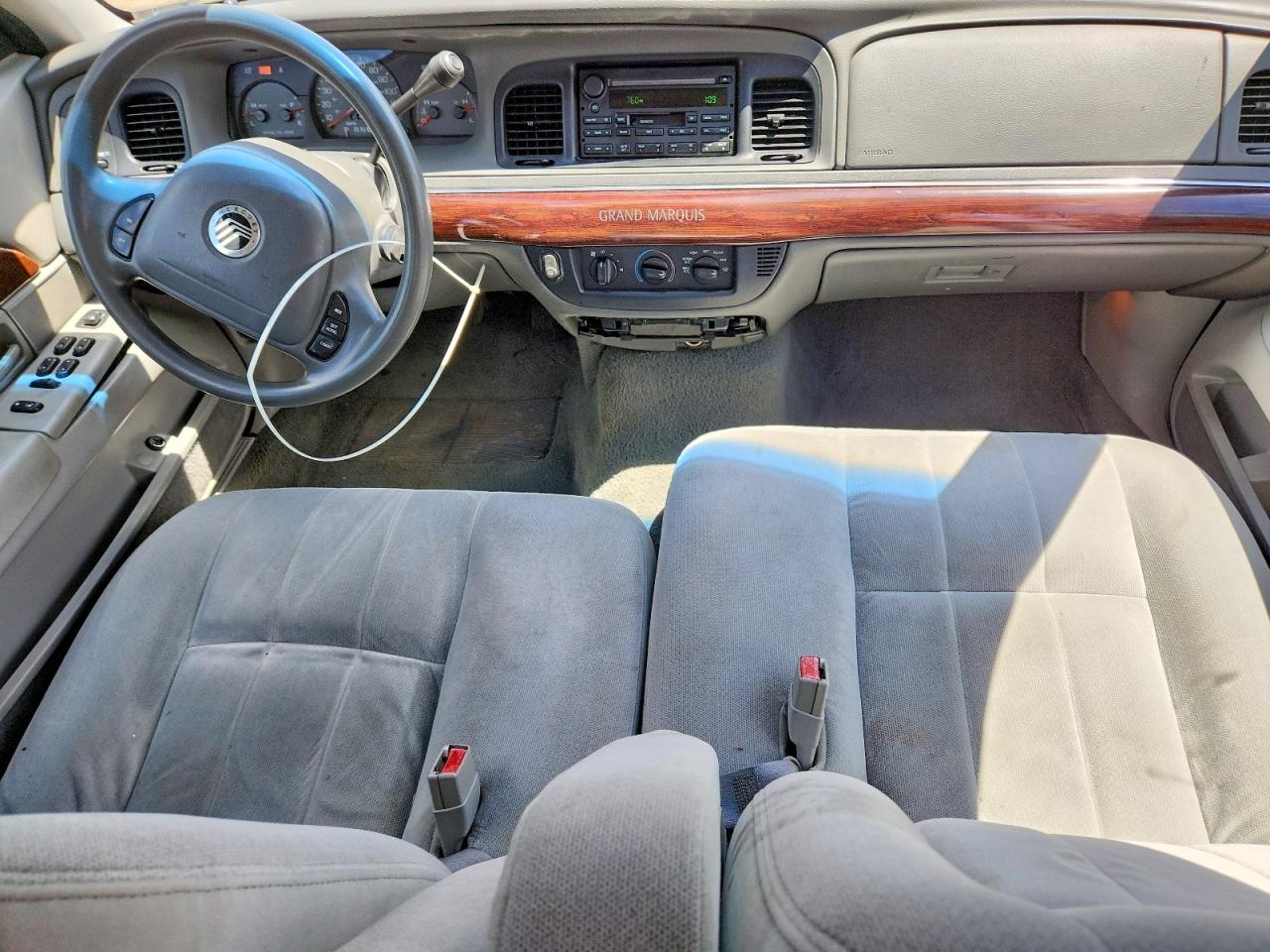 2004 Mercury Grand Marquis Gs Blue vin: 2MEFM74W24X623826