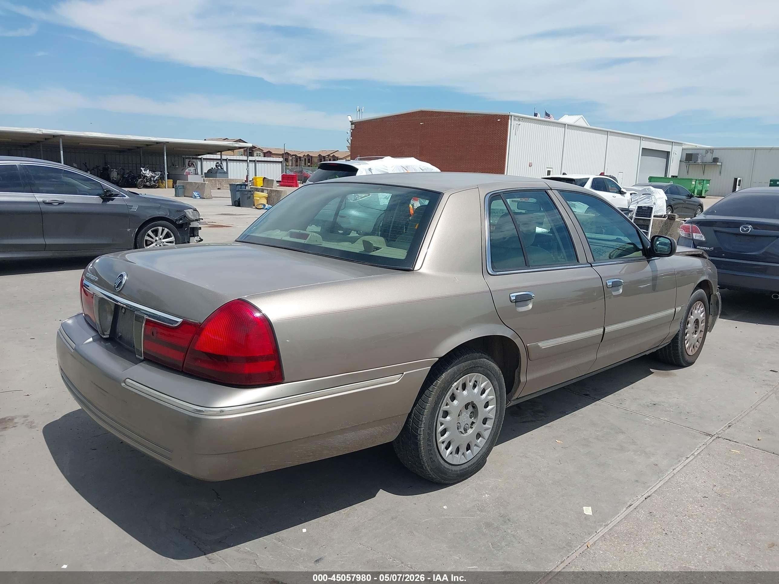 2004 Mercury Grand Marquis Gs Brown vin: 2MEFM74W24X630033