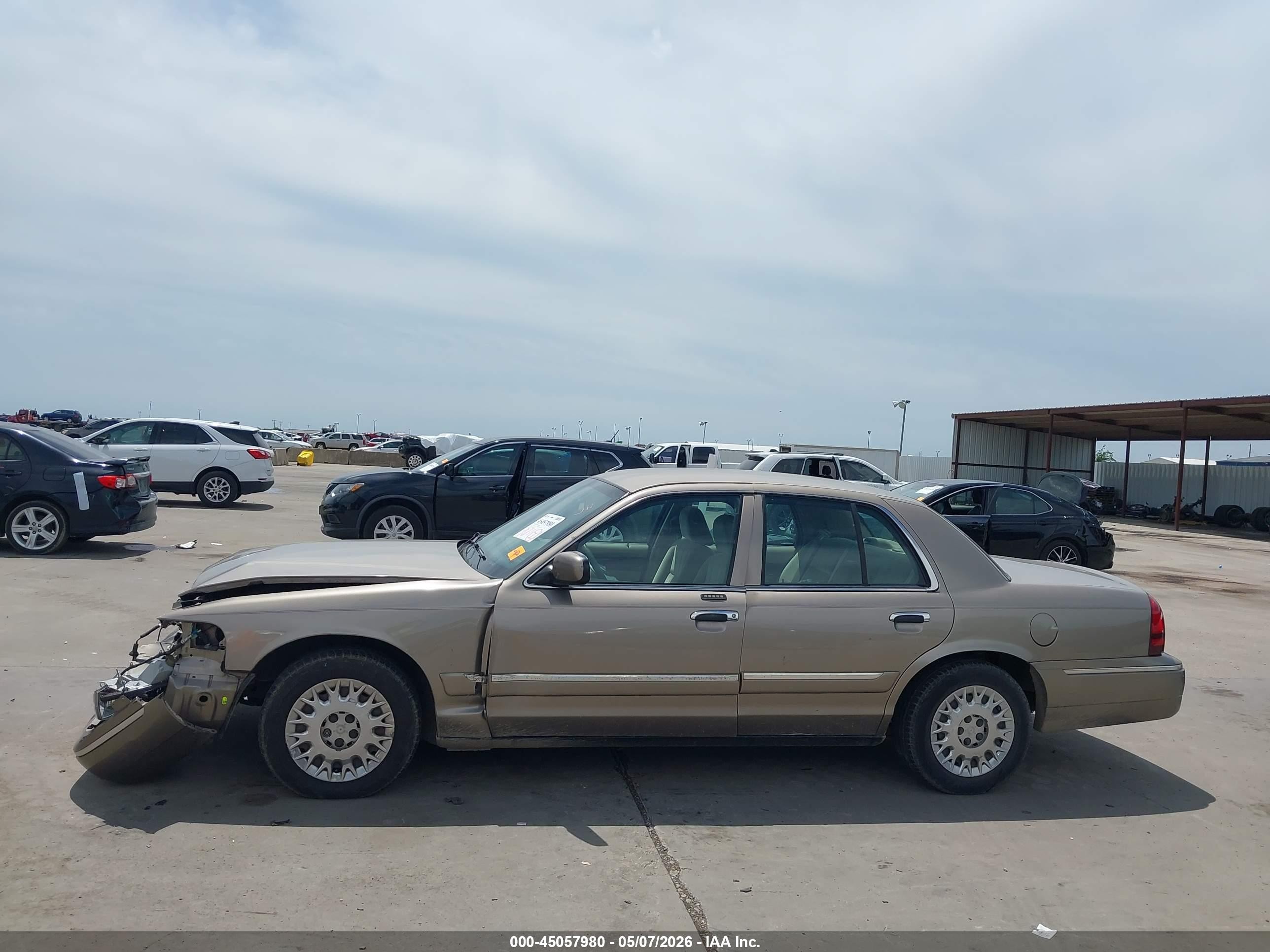 2004 Mercury Grand Marquis Gs Brown vin: 2MEFM74W24X630033