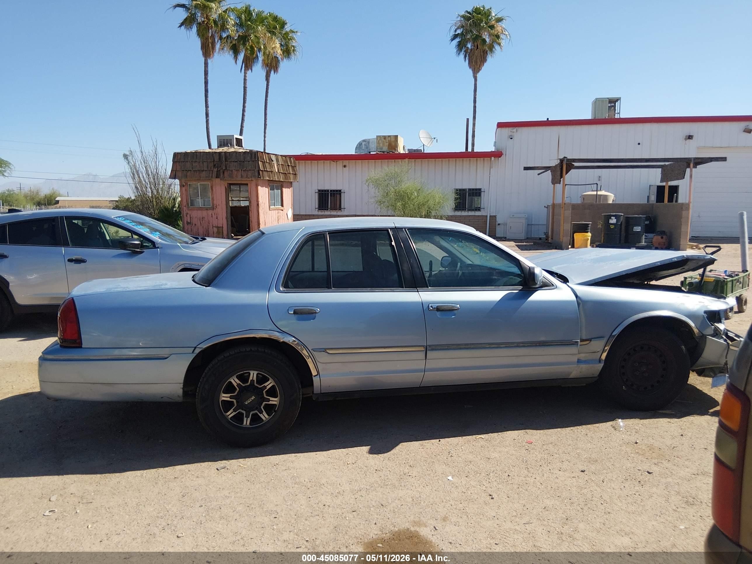1998 Mercury Grand Marquis   Blue vin: 2MEFM74W2WX601487