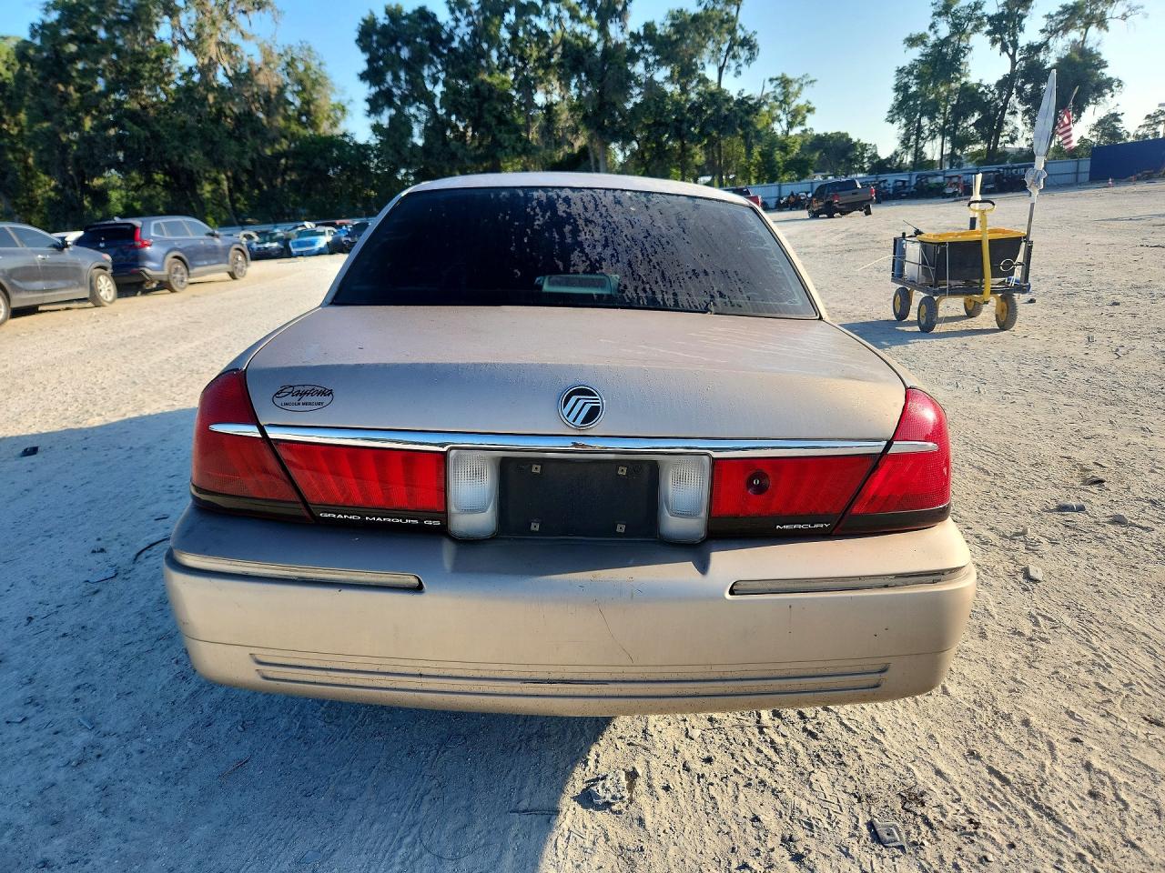 1998 Mercury Grand Marquis Gs Silver vin: 2MEFM74W2WX620198