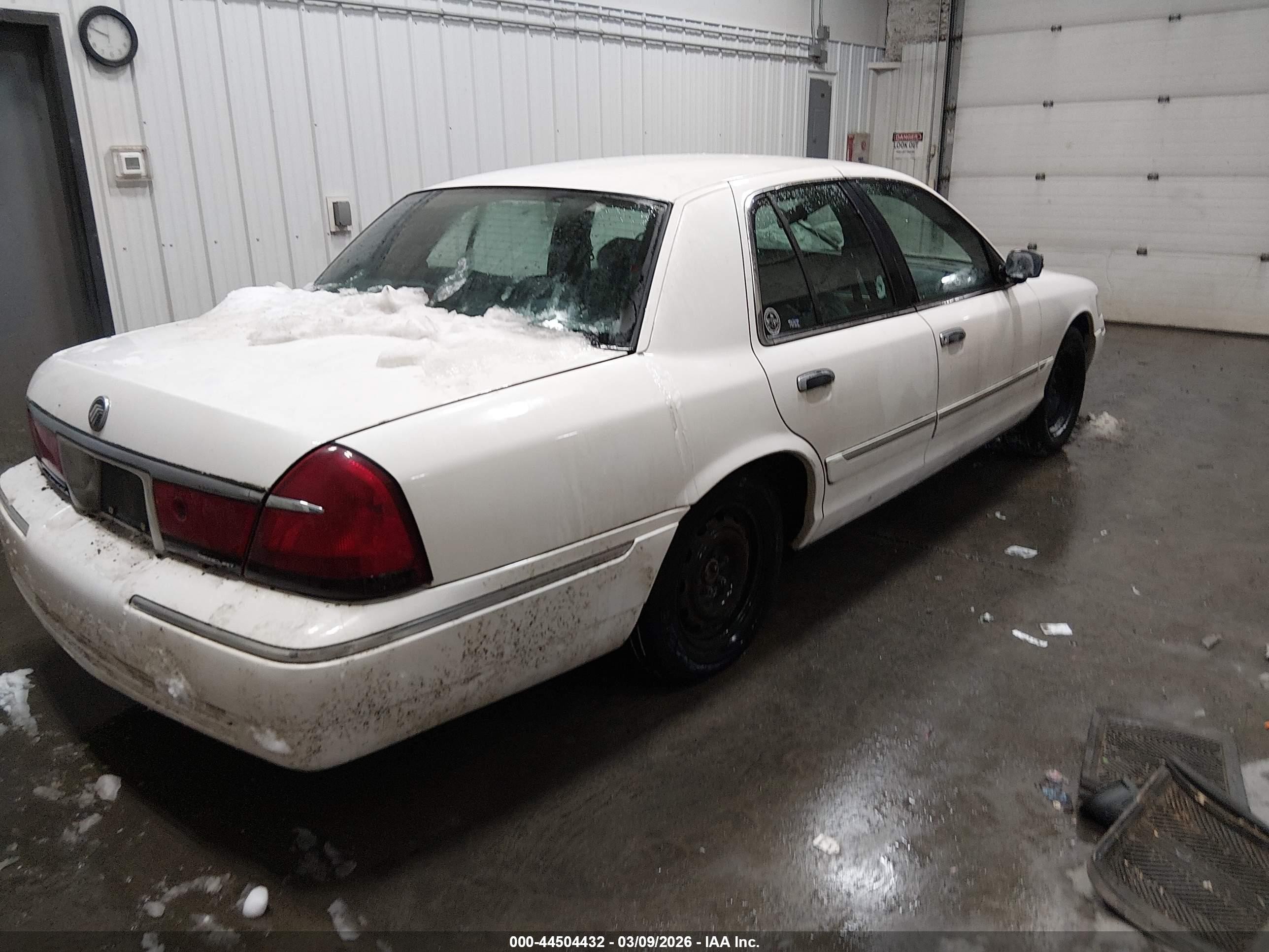 1998 Mercury Grand Marquis   White vin: 2MEFM74W2WX663715