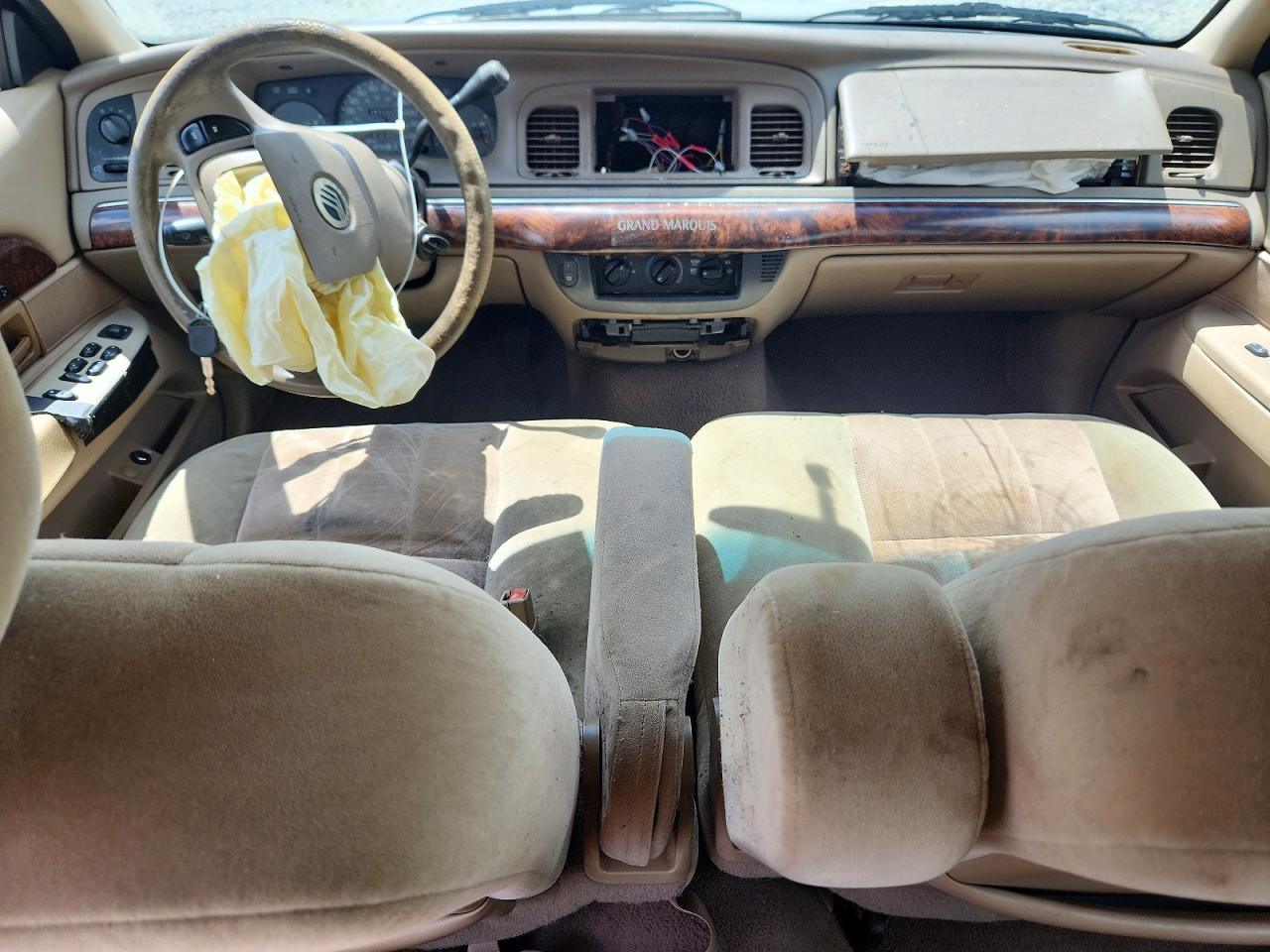 2004 Mercury Grand Marquis Gs Silver vin: 2MEFM74W34X662005