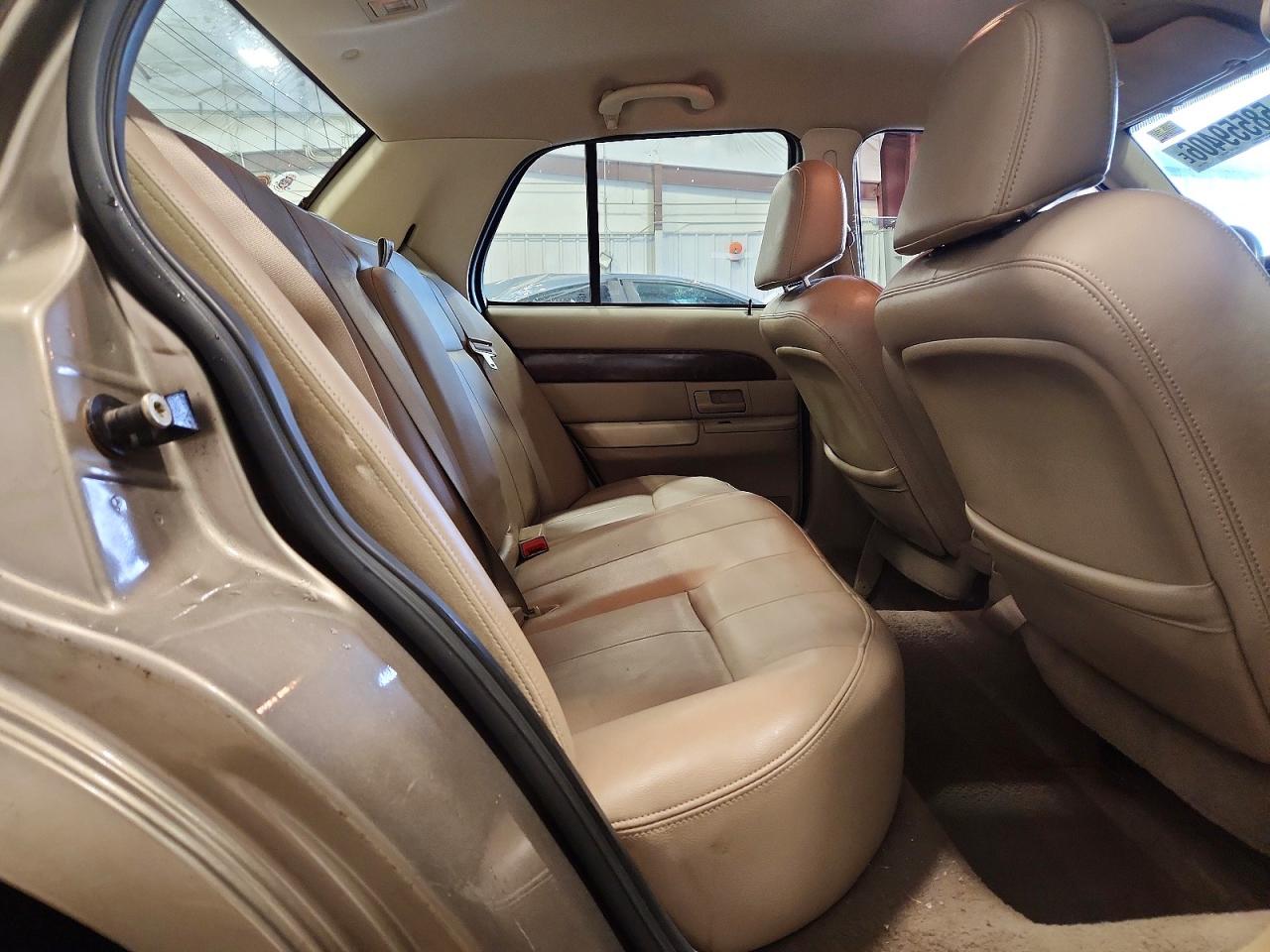 2004 Mercury Grand Marquis Gs Gray vin: 2MEFM74W34X678639