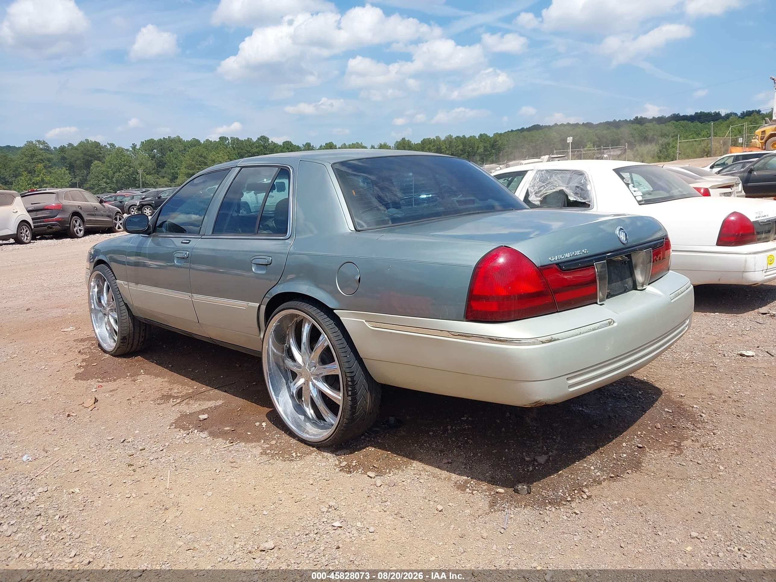 2005 Mercury Grand Marquis Gs Зеленый vin: 2MEFM74W35X661860