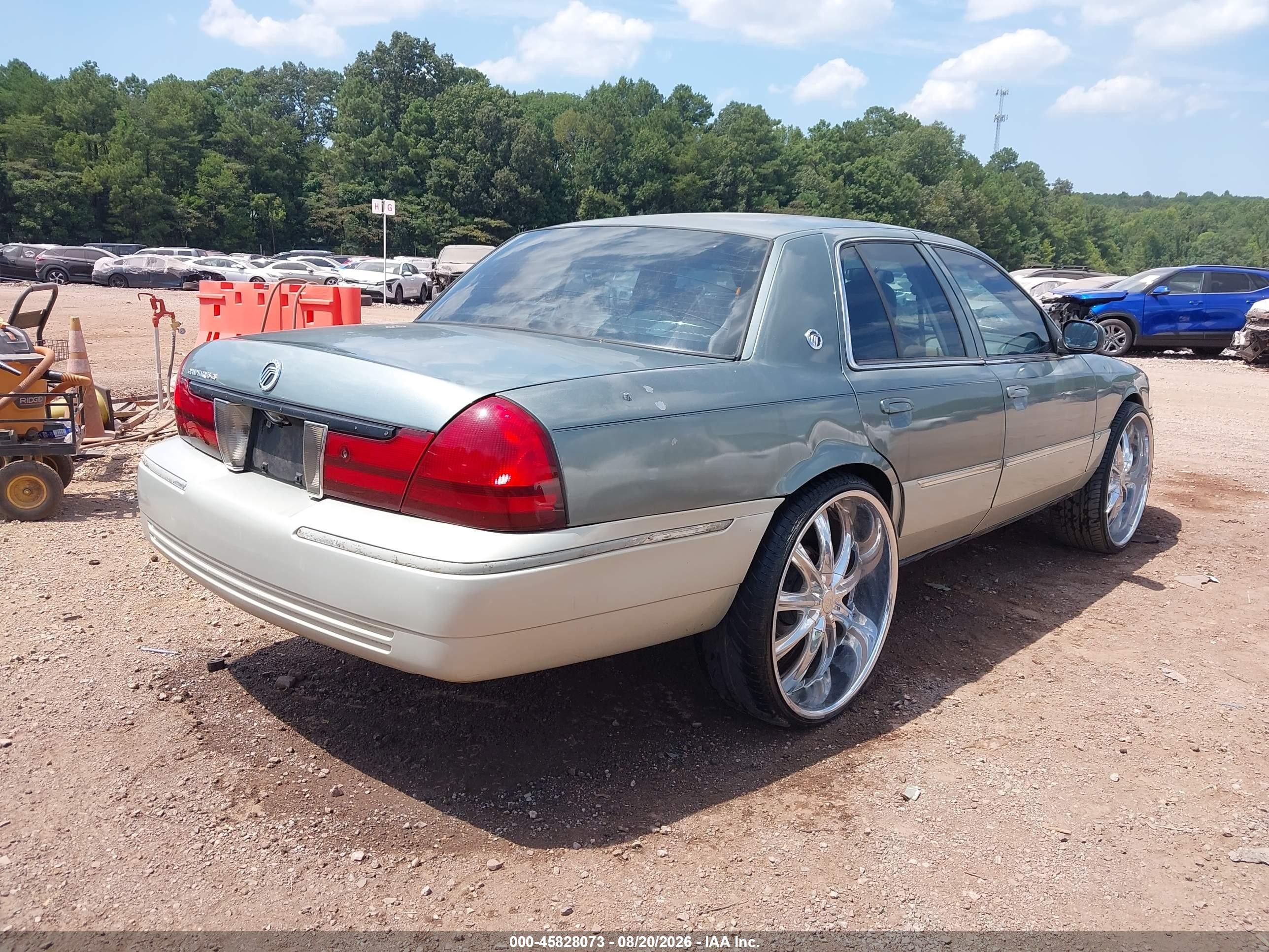 2005 Mercury Grand Marquis Gs Зеленый vin: 2MEFM74W35X661860