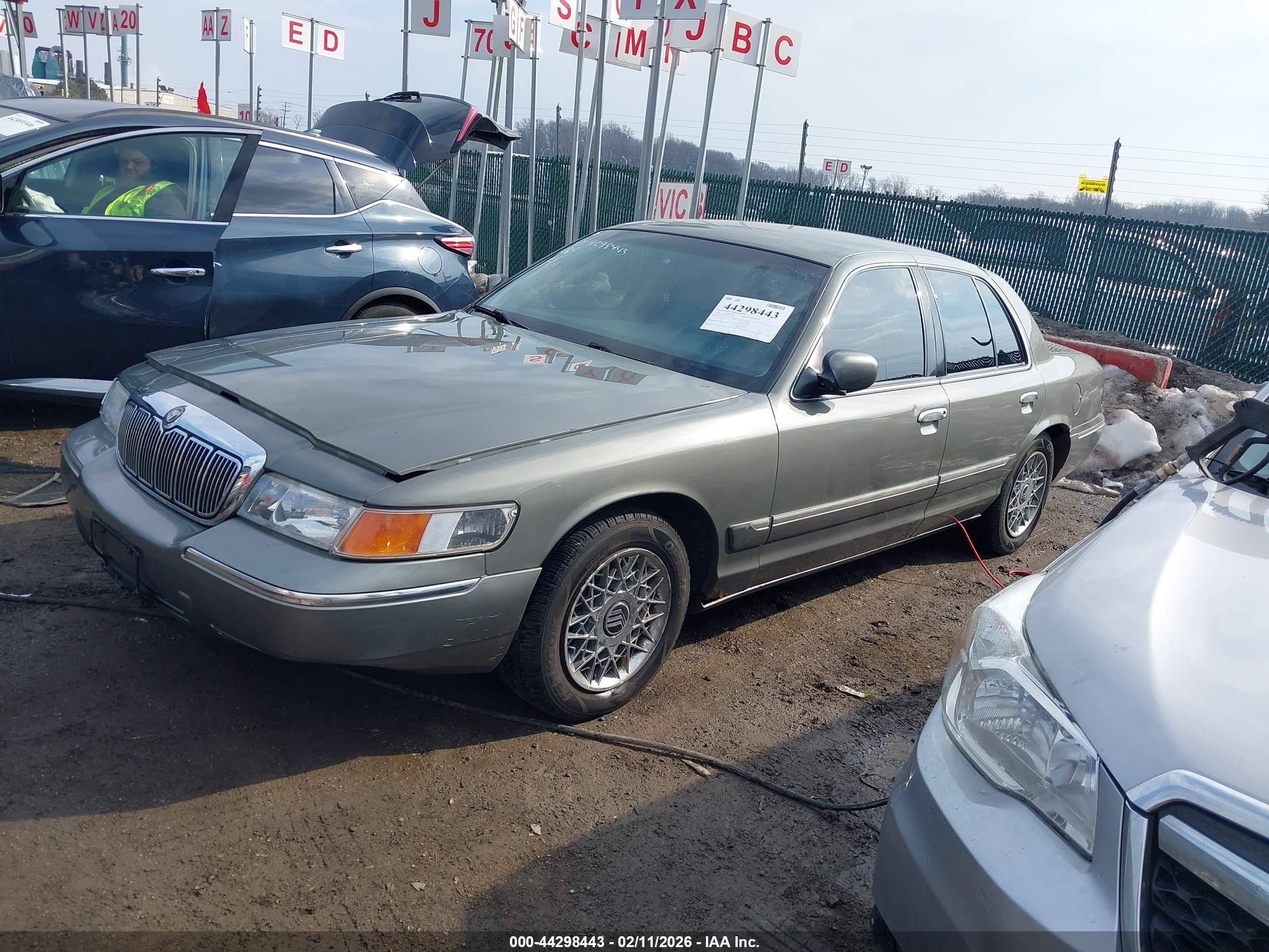 1998 Mercury Grand Marquis   Gray vin: 2MEFM74W3WX633199