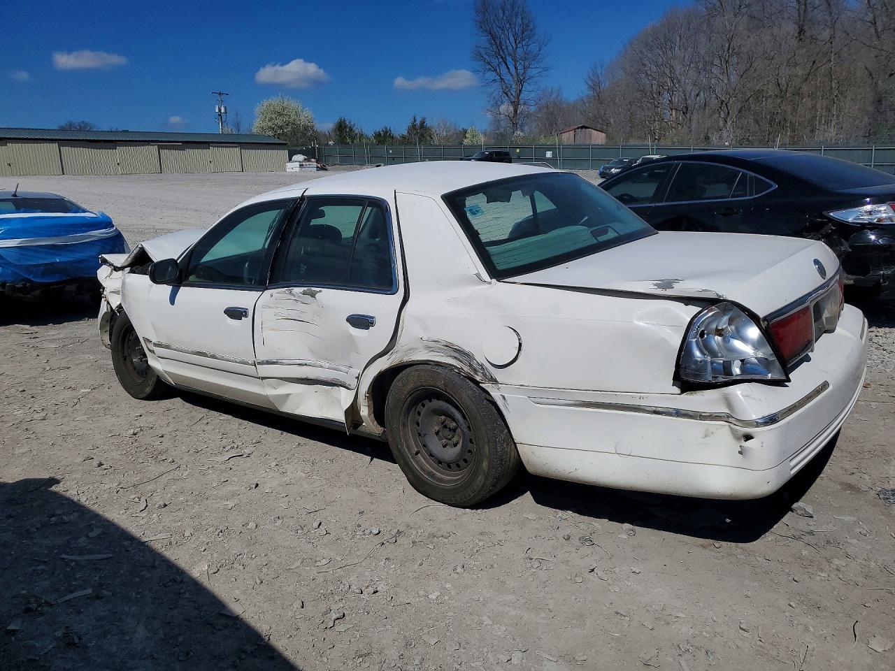 1999 Mercury Grand Marquis Gs White vin: 2MEFM74W3XX700403