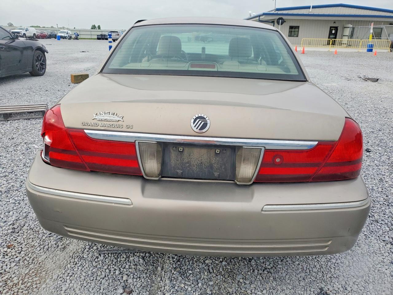 2003 Mercury Grand Marquis Gs Gold vin: 2MEFM74W43X653599