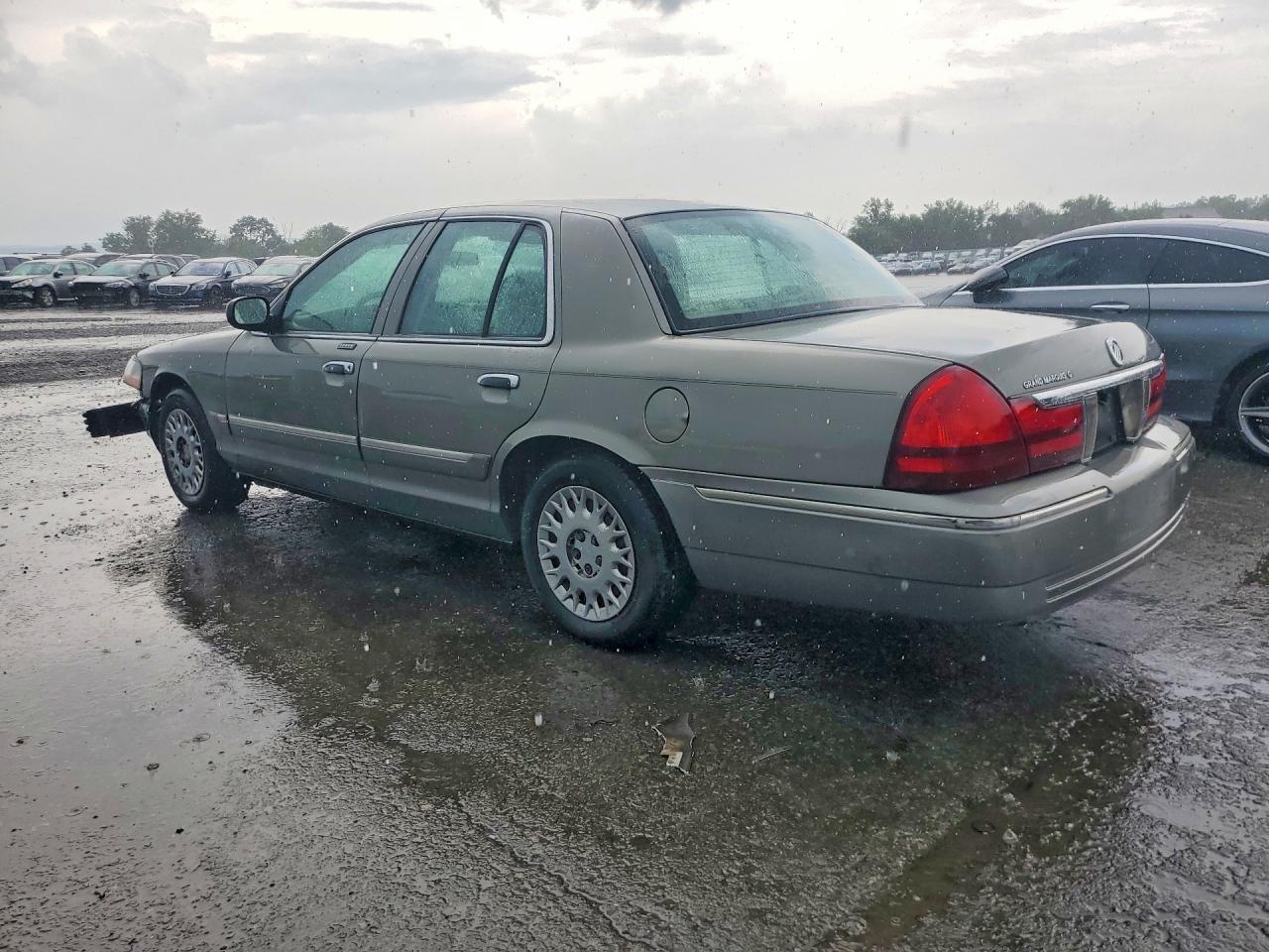 2003 Mercury Grand Marquis Gs Gray vin: 2MEFM74W43X686019