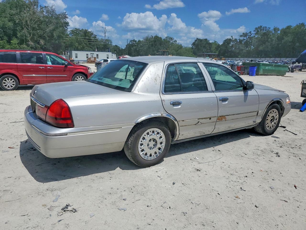 2003 Mercury Grand Marquis Gs Silver vin: 2MEFM74W43X687347
