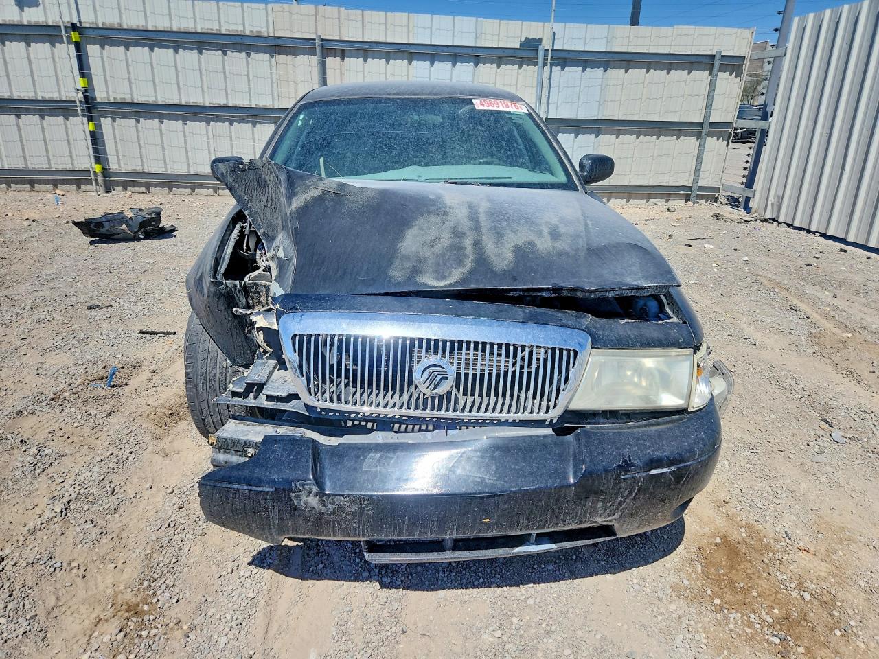 2005 Mercury Grand Marquis Gs Black vin: 2MEFM74W45X603742