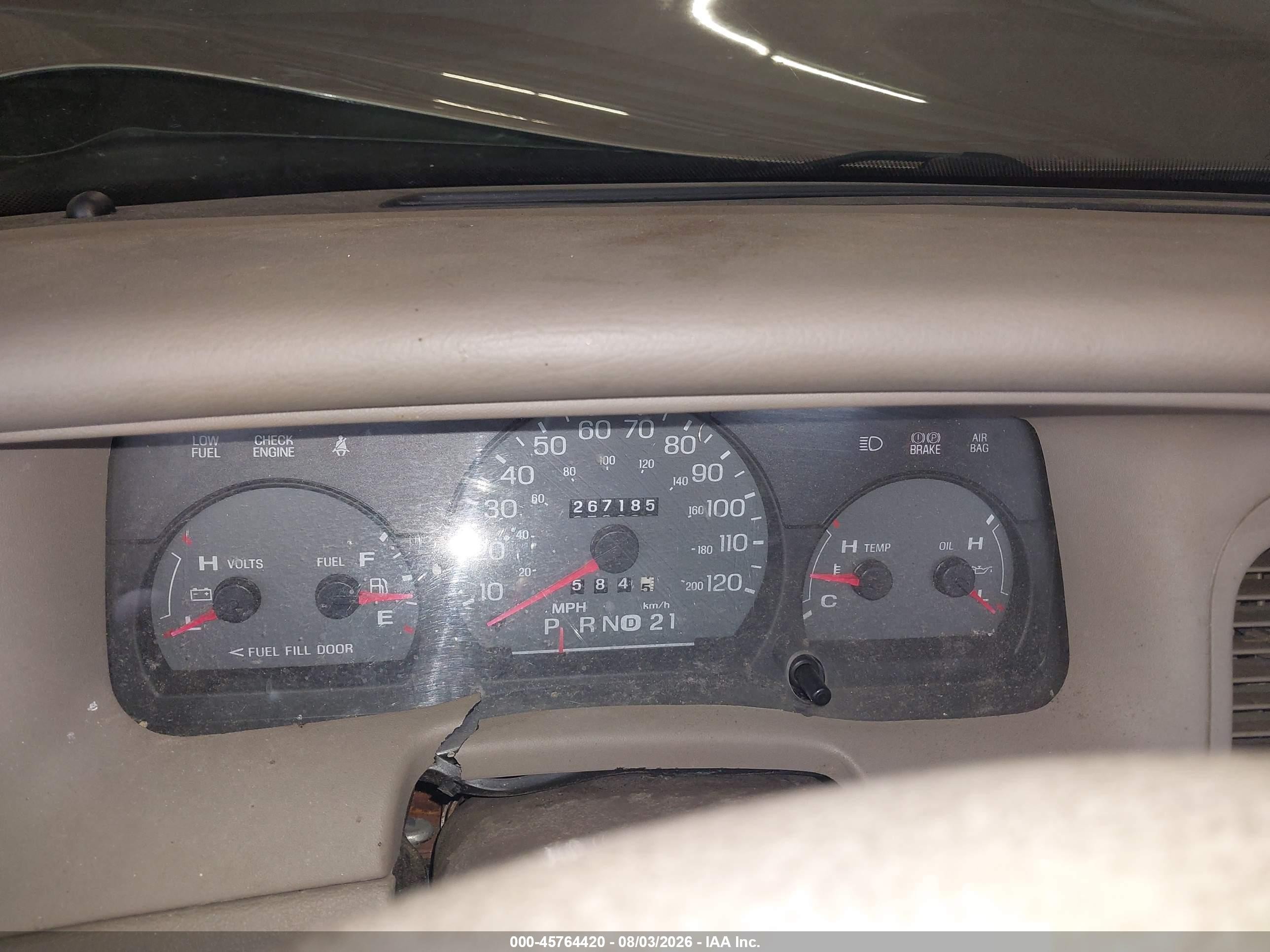 2005 Mercury Grand Marquis Gs Beige vin: 2MEFM74W45X673922